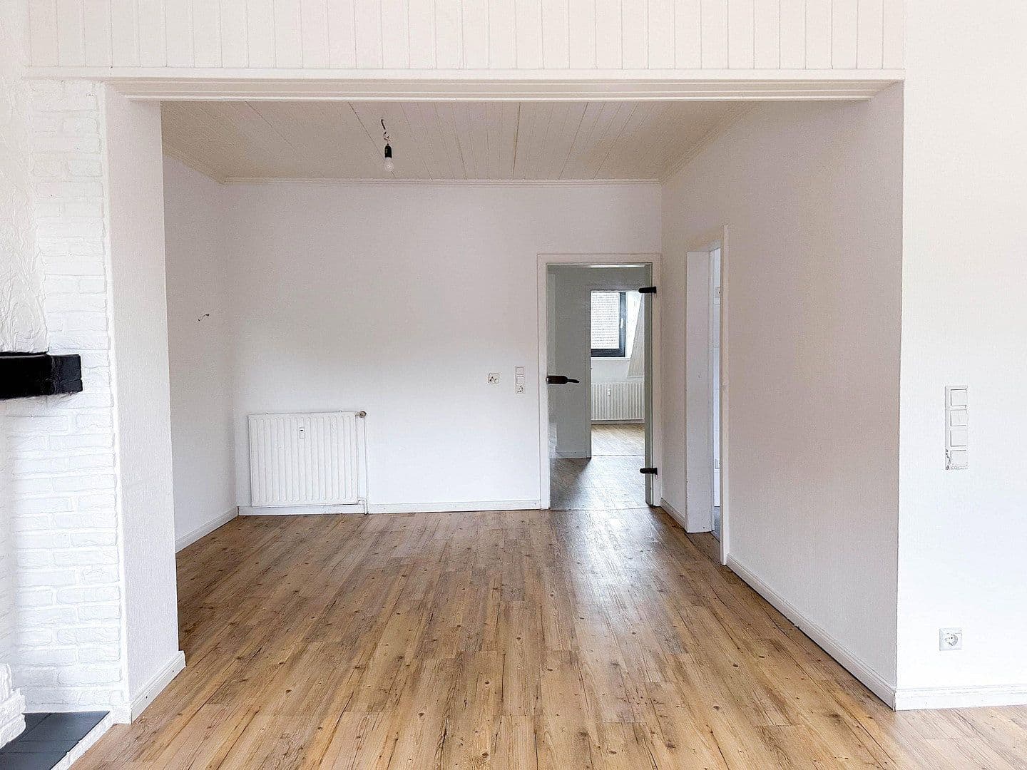 Pronájem bytu 3+kk 114 m², Freiheitstr. 18, Hagen Hohenlimburg, Severní Porýní-Vestfálsko Pronájem bytu 3+kk 114 m², Freiheitstr. 18, Hagen Hohenlimburg, Severní Porýní-Vestfálsko