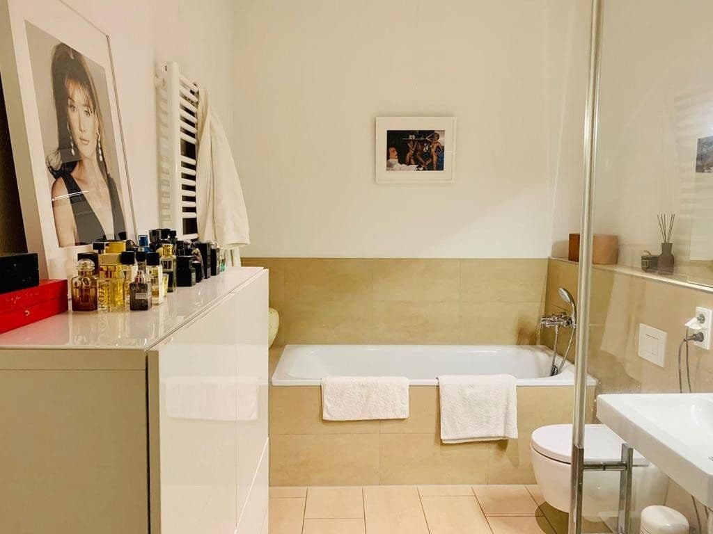 Pronájem bytu 2+kk 70 m², Frankfurt, Hessen Pronájem bytu 2+kk 70 m², Frankfurt, Hessen