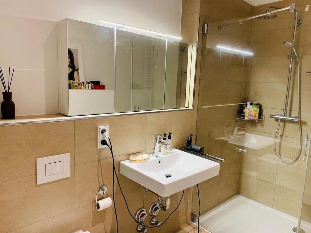 Pronájem bytu 2+kk 70 m², Frankfurt, Hessen Pronájem bytu 2+kk 70 m², Frankfurt, Hessen