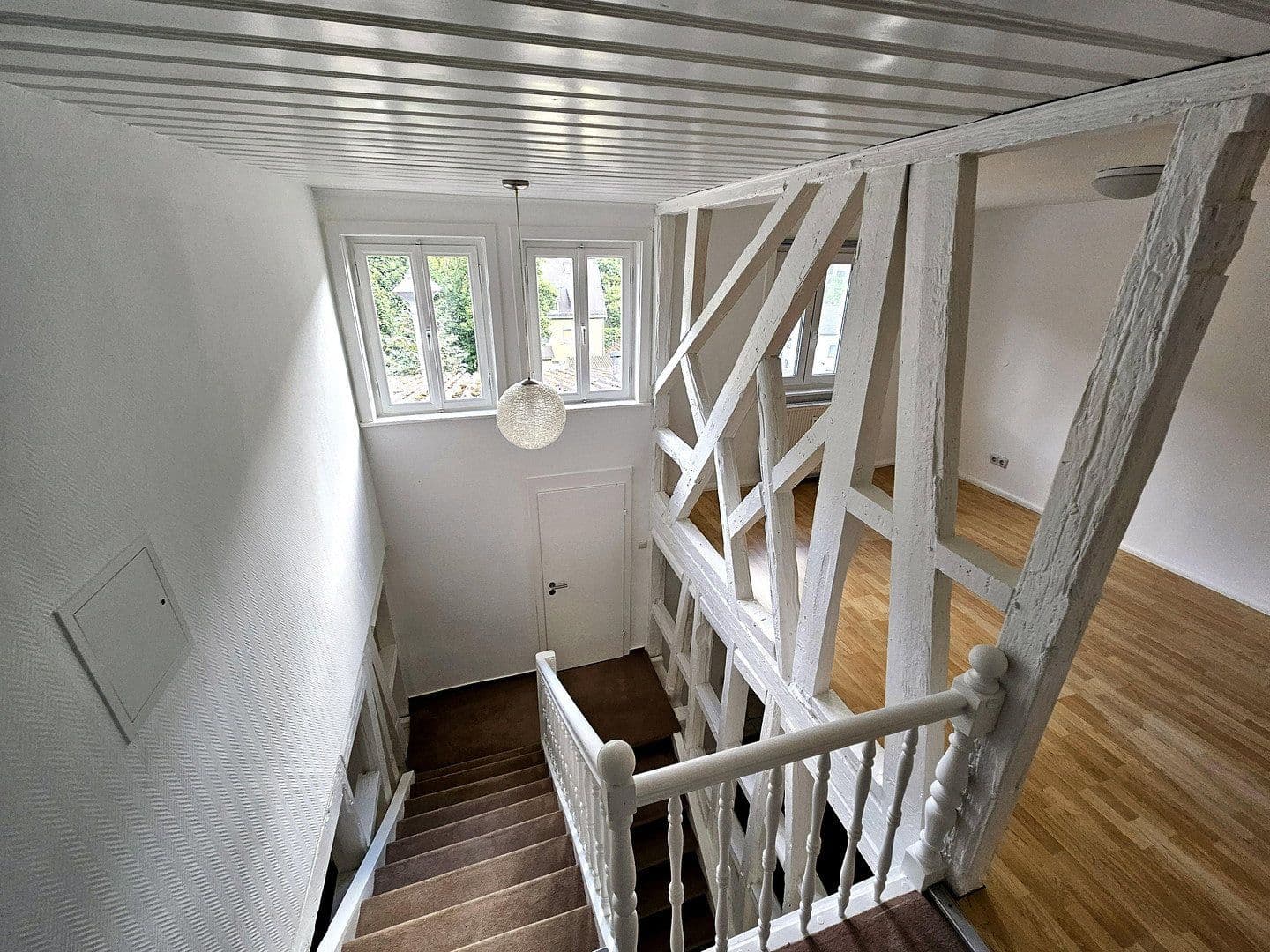 Pronájem bytu 4+kk 145 m², Schlangenbad, Hessen Pronájem bytu 4+kk 145 m², Schlangenbad, Hessen