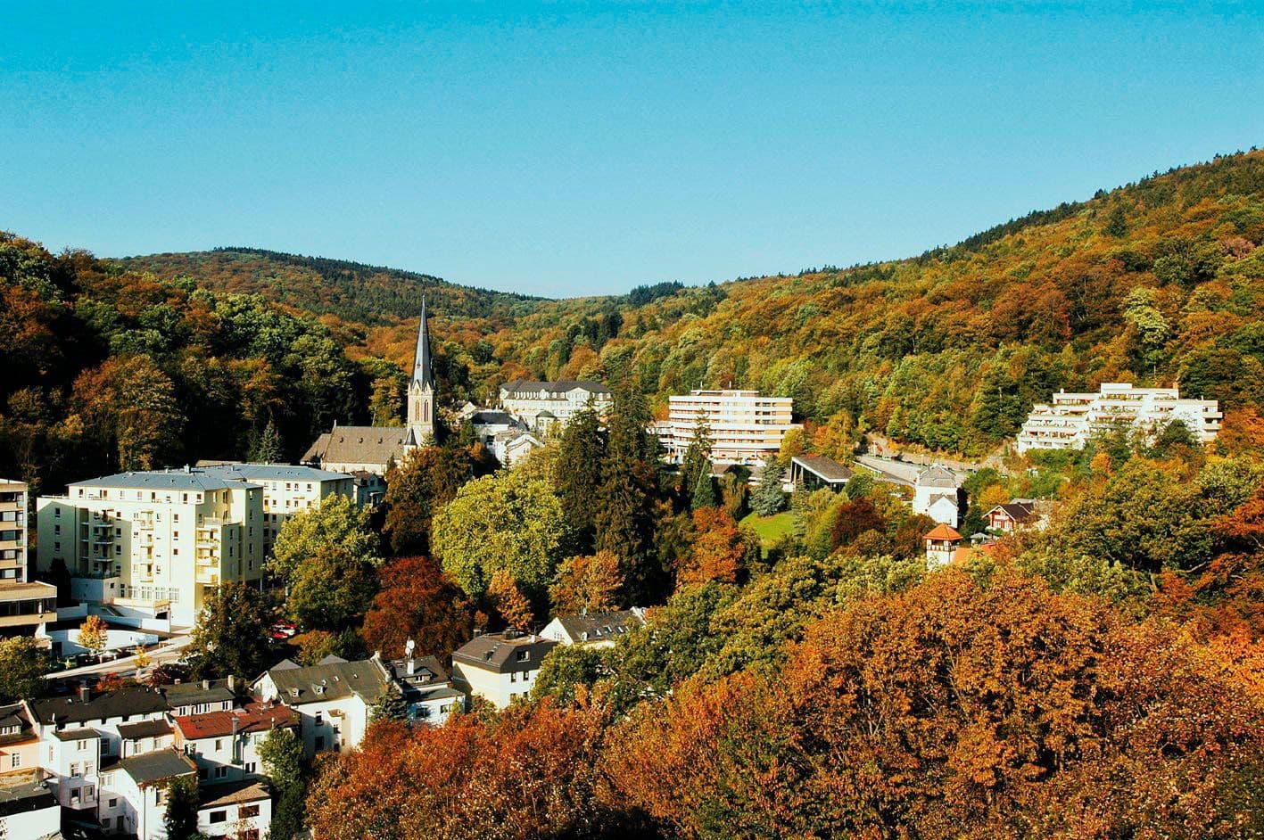 Pronájem bytu 4+kk 145 m², Schlangenbad, Hessen Pronájem bytu 4+kk 145 m², Schlangenbad, Hessen