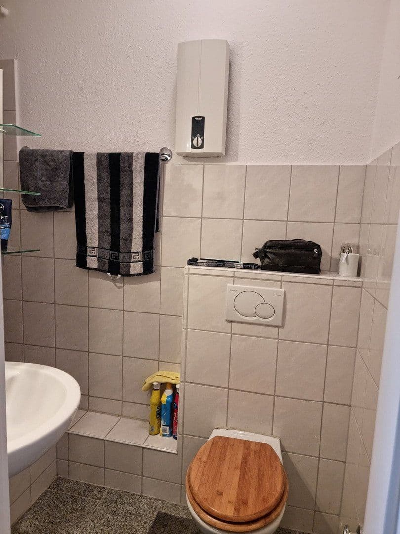 Pronájem bytu 2+1 41 m², Lippestraße 9, Duisburg, Severní Porýní-Vestfálsko Pronájem bytu 2+1 41 m², Lippestraße 9, Duisburg, Severní Porýní-Vestfálsko