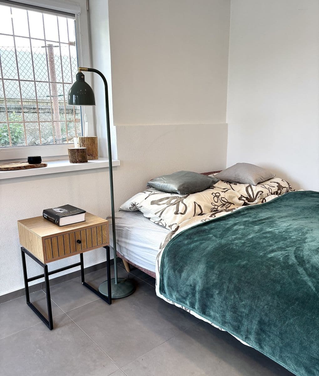 Pronájem bytu 40 m², Mezihorská, Praha, Praha Pronájem bytu 40 m², Mezihorská, Praha, Praha