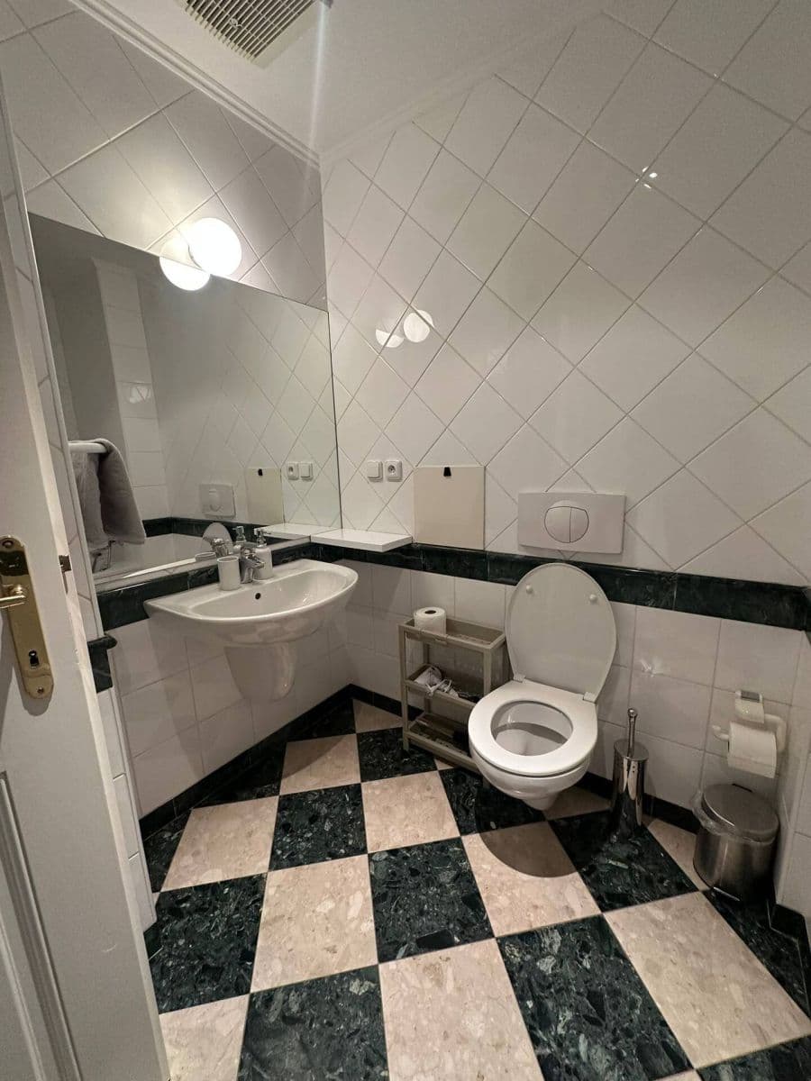 Pronájem bytu, Vlašská, Praha, Praha Pronájem bytu, Vlašská, Praha, Praha