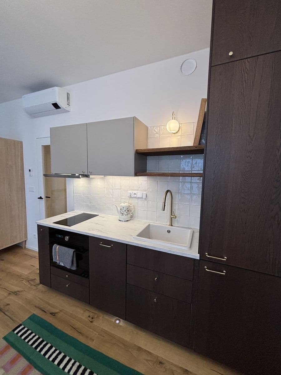 Pronájem bytu 32 m², Lumírova, Praha, Praha Pronájem bytu 32 m², Lumírova, Praha, Praha