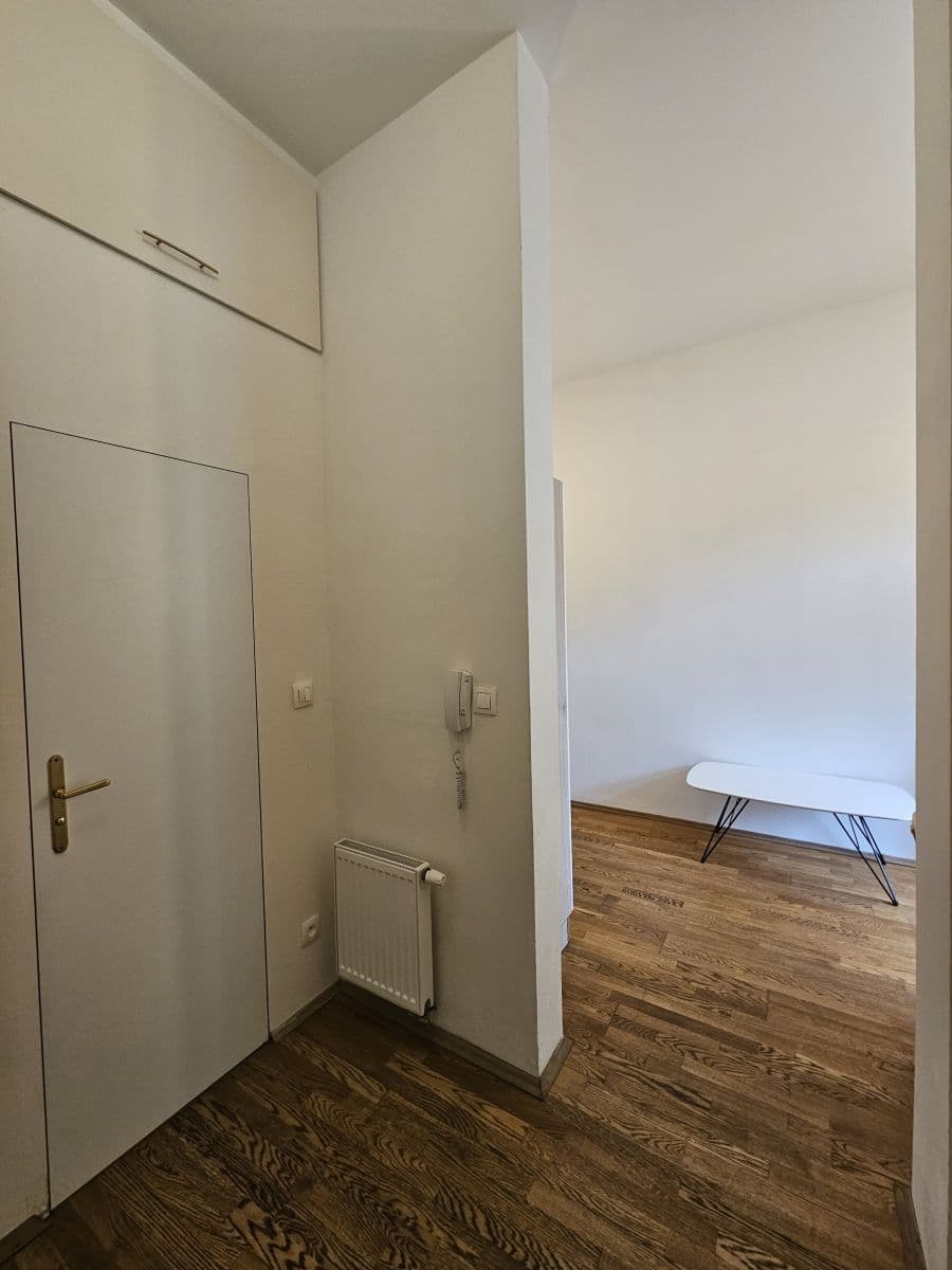 Pronájem bytu 52 m², Na Bělidle, Praha, Praha Pronájem bytu 52 m², Na Bělidle, Praha, Praha