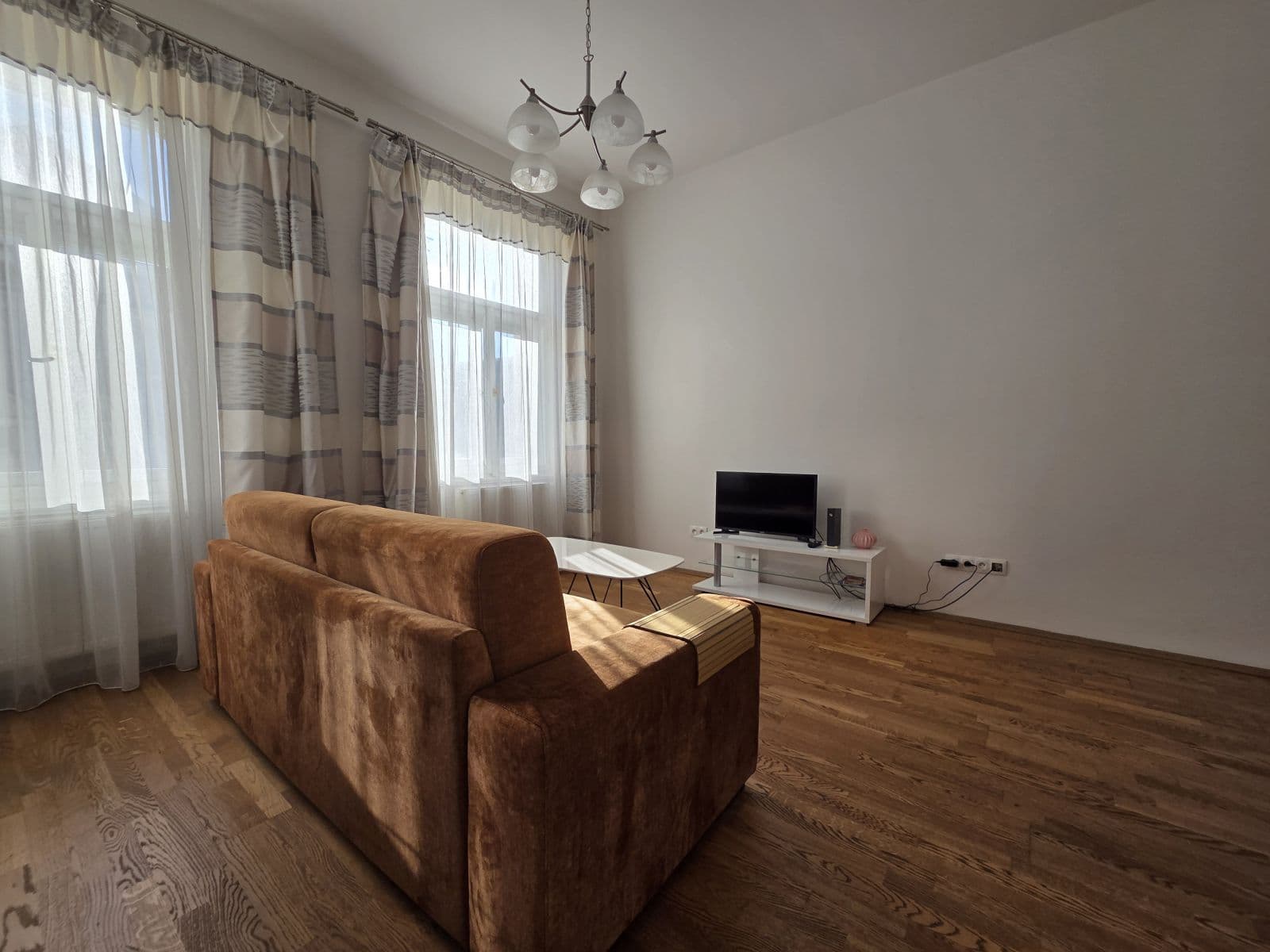 Pronájem bytu 52 m², Na Bělidle, Praha, Praha Pronájem bytu 52 m², Na Bělidle, Praha, Praha