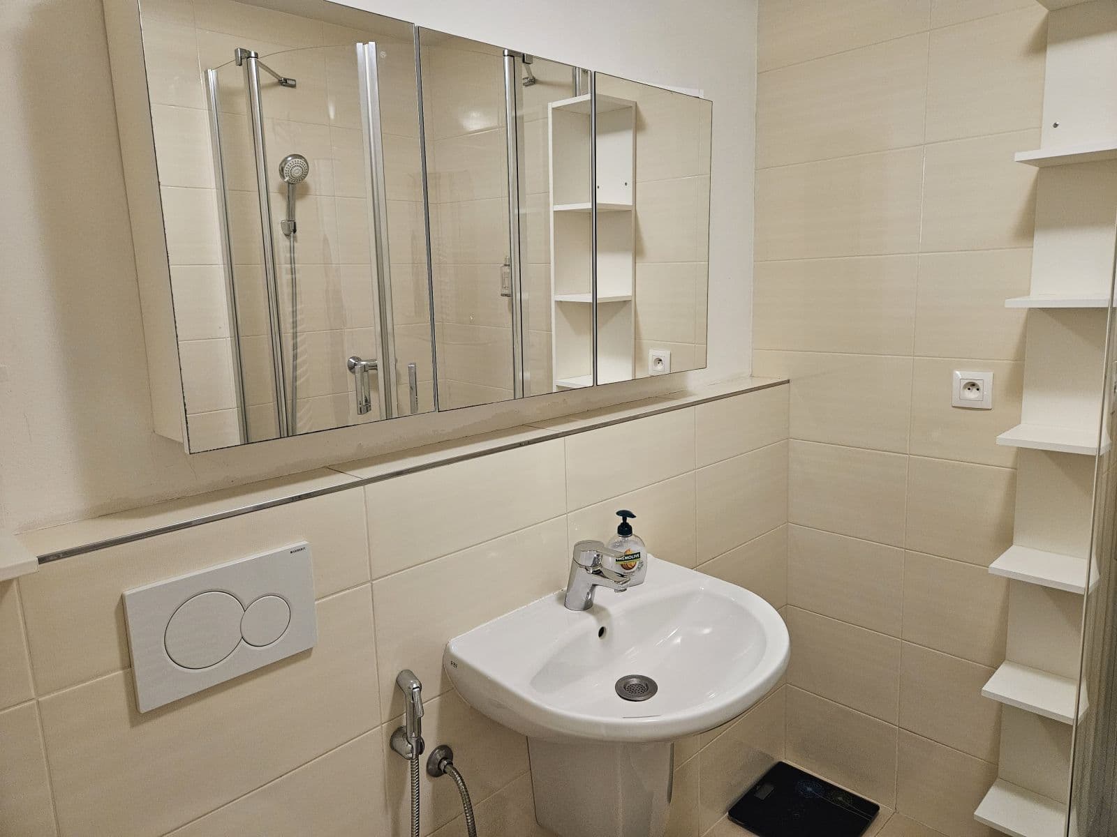 Pronájem bytu 52 m², Na Bělidle, Praha, Praha Pronájem bytu 52 m², Na Bělidle, Praha, Praha