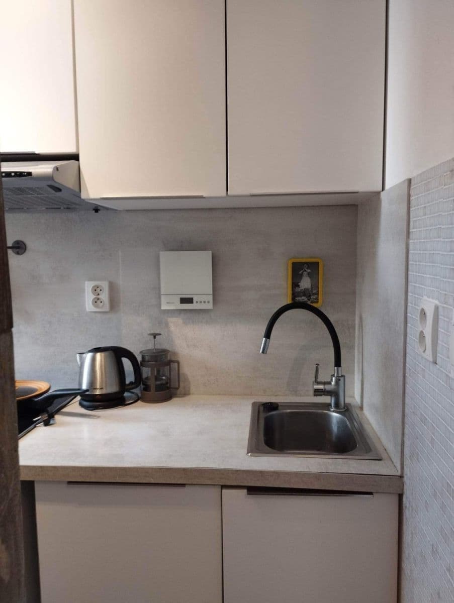 Pronájem bytu 20 m², Na Královce, Praha, Praha Pronájem bytu 20 m², Na Královce, Praha, Praha