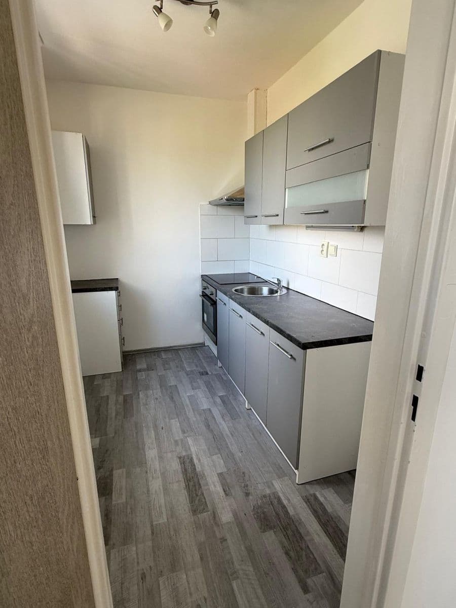 Pronájem bytu 1+1 39 m², Jizerská, Jablonec nad Nisou, Liberecký kraj Pronájem bytu 1+1 39 m², Jizerská, Jablonec nad Nisou, Liberecký kraj