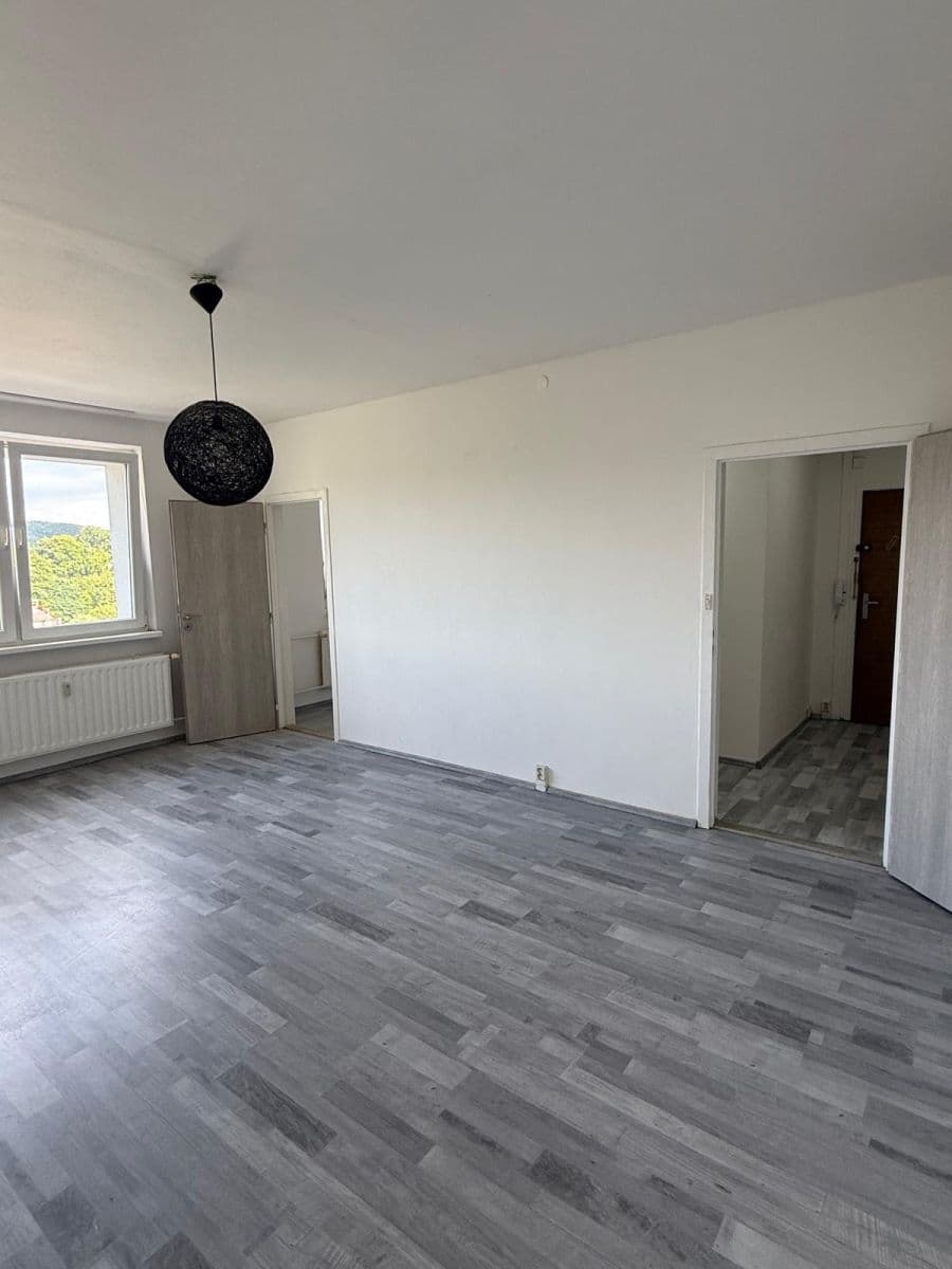 Pronájem bytu 1+1 39 m², Jizerská, Jablonec nad Nisou, Liberecký kraj Pronájem bytu 1+1 39 m², Jizerská, Jablonec nad Nisou, Liberecký kraj