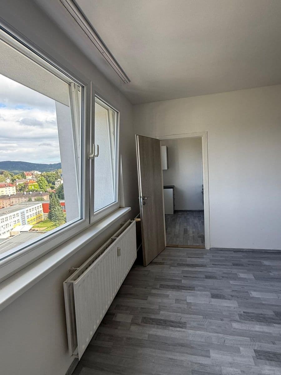Pronájem bytu 1+1 39 m², Jizerská, Jablonec nad Nisou, Liberecký kraj Pronájem bytu 1+1 39 m², Jizerská, Jablonec nad Nisou, Liberecký kraj