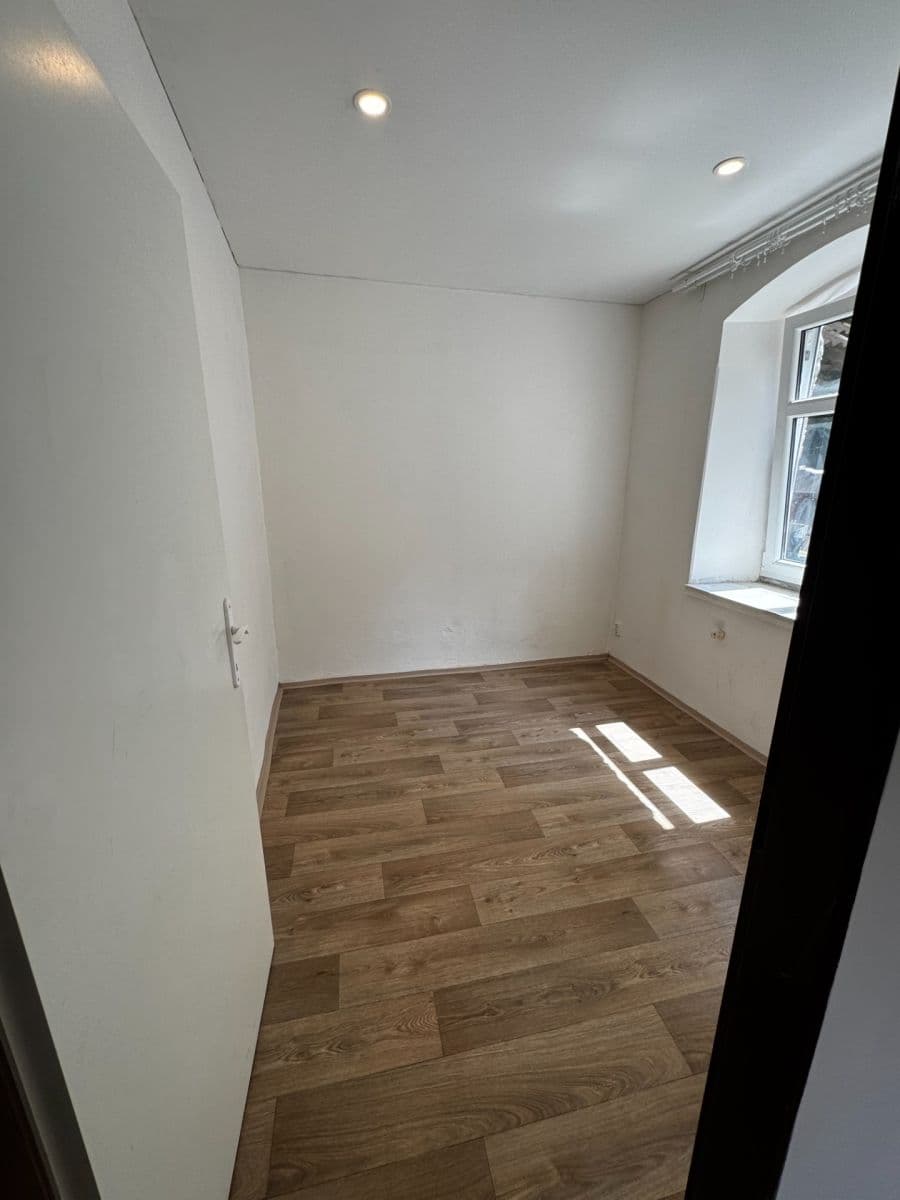 Pronájem bytu 2+kk 42 m², Kateřinská, Liberec, Liberecký kraj Pronájem bytu 2+kk 42 m², Kateřinská, Liberec, Liberecký kraj