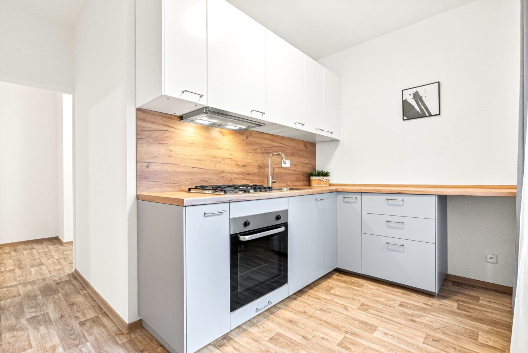 Prodej bytu 3+1 73 m², K Lučinám, Praha, Praha Prodej bytu 3+1 73 m², K Lučinám, Praha, Praha