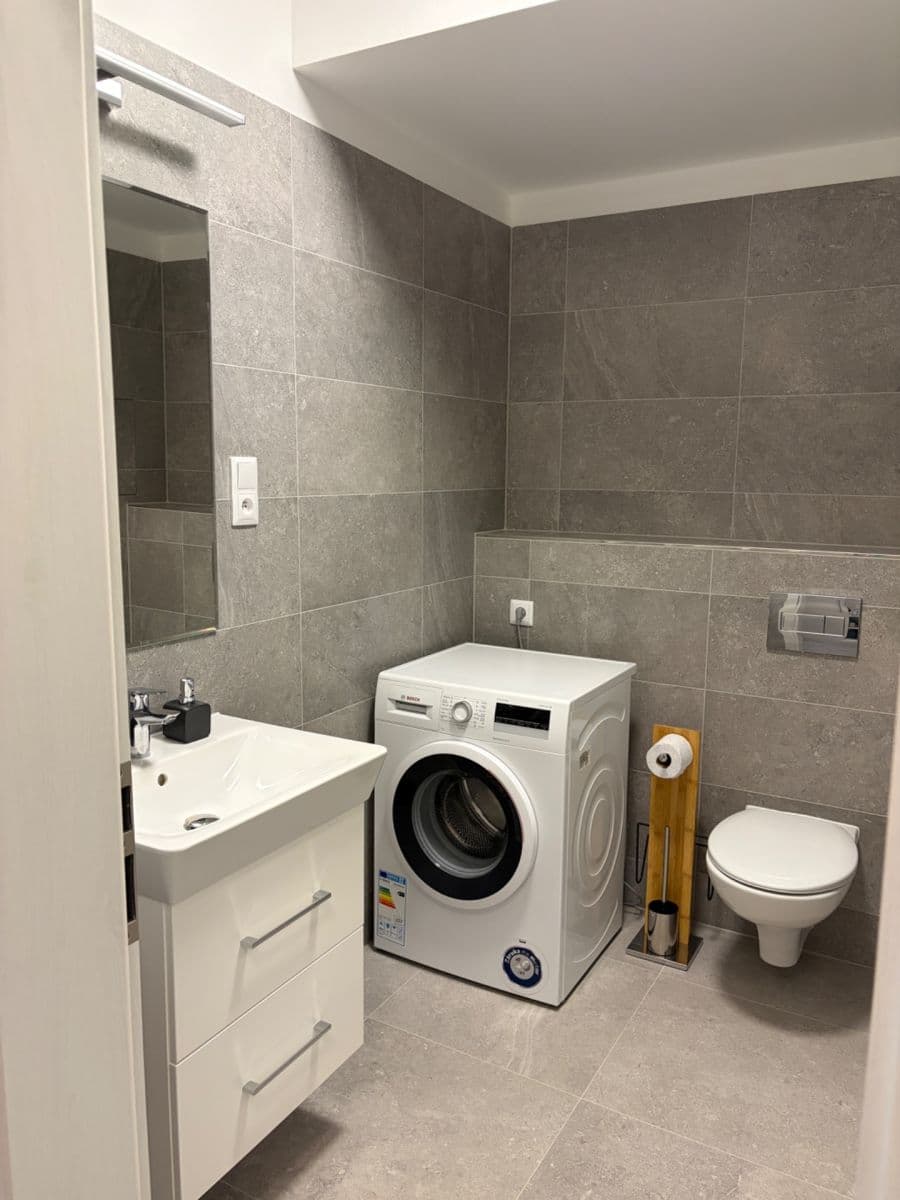 Pronájem bytu 1+kk 33 m², Gerstelova, Praha, Praha Pronájem bytu 1+kk 33 m², Gerstelova, Praha, Praha