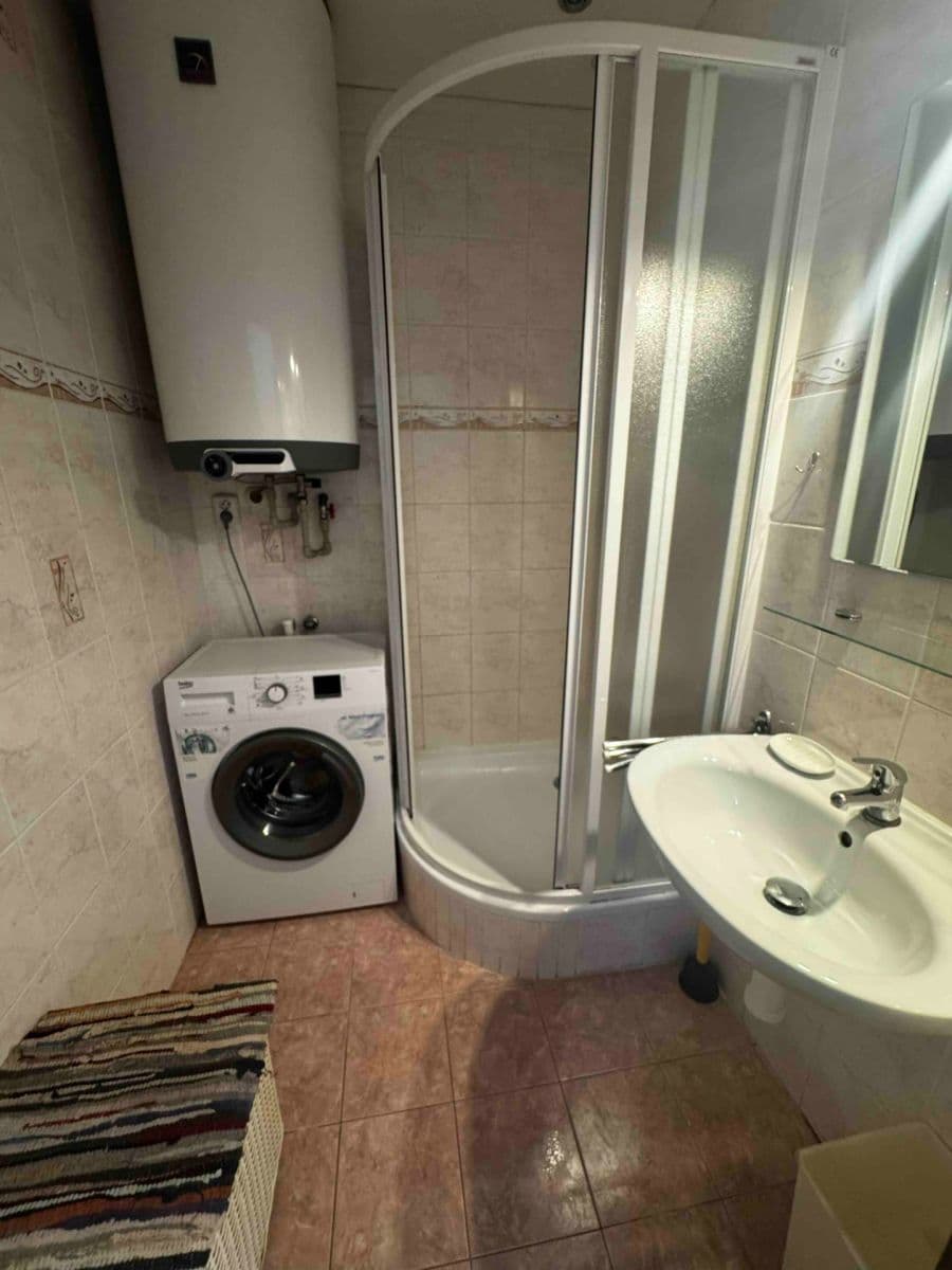 Prodej bytu 4+1 87 m², Lohniského, Praha, Praha Prodej bytu 4+1 87 m², Lohniského, Praha, Praha