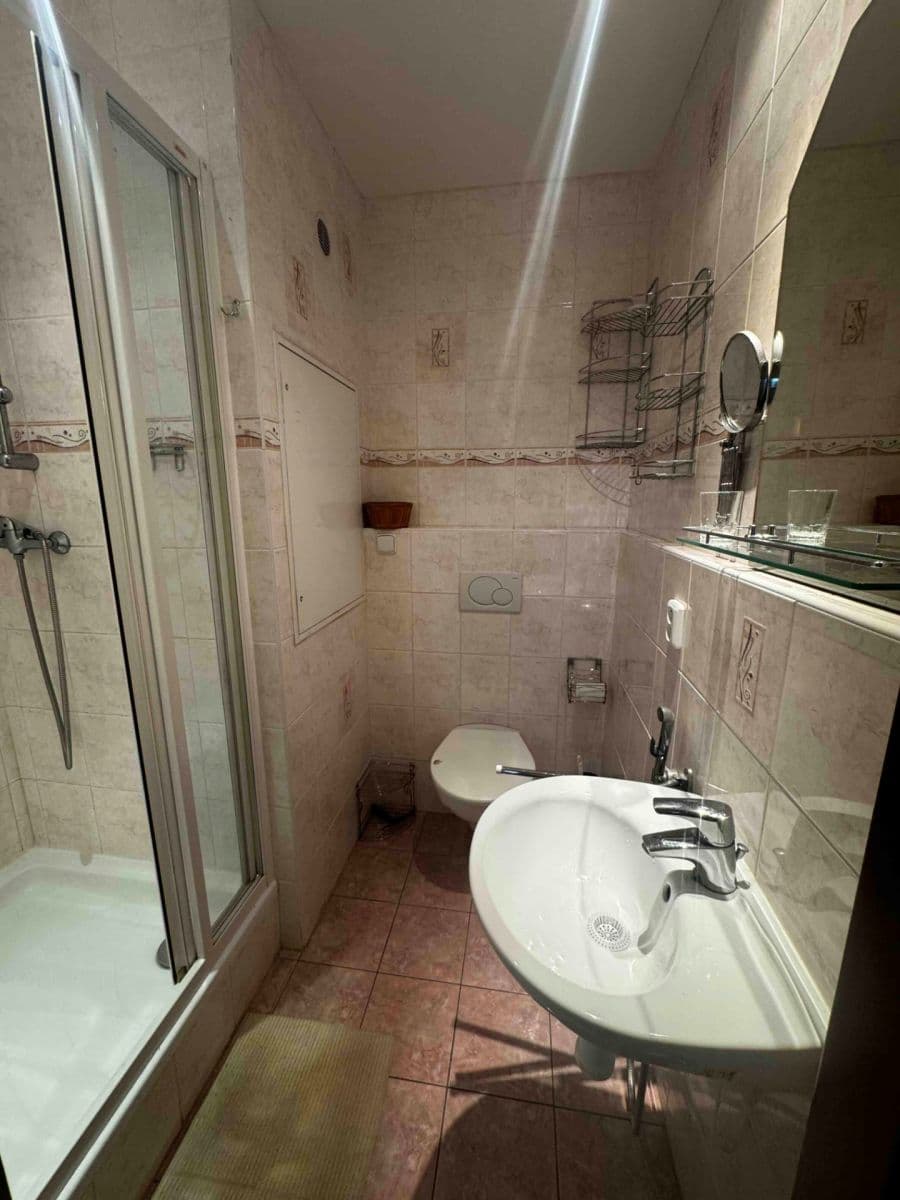 Prodej bytu 4+1 87 m², Lohniského, Praha, Praha Prodej bytu 4+1 87 m², Lohniského, Praha, Praha