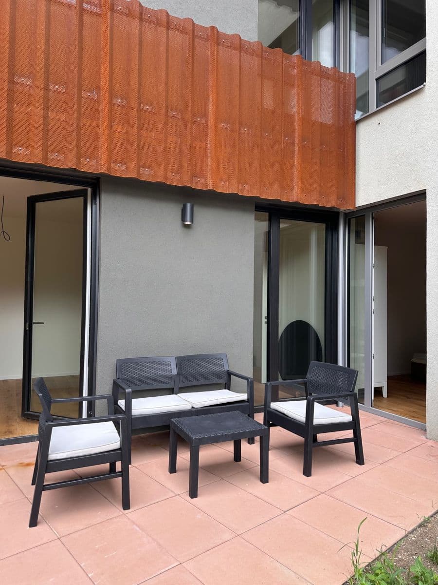 Pronájem bytu 2+kk 52 m², U Komína, Praha, Praha Pronájem bytu 2+kk 52 m², U Komína, Praha, Praha