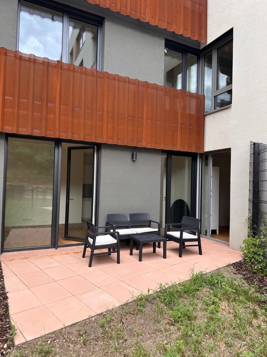 Pronájem bytu 2+kk 52 m², U Komína, Praha, Praha Pronájem bytu 2+kk 52 m², U Komína, Praha, Praha