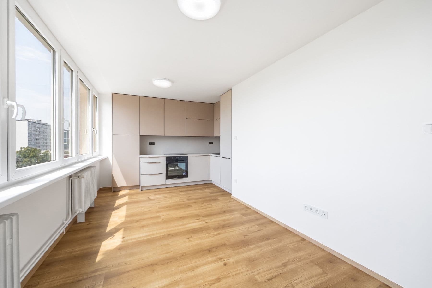 Prodej bytu 2+kk 42 m², Nekvasilova, Praha, Praha Prodej bytu 2+kk 42 m², Nekvasilova, Praha, Praha