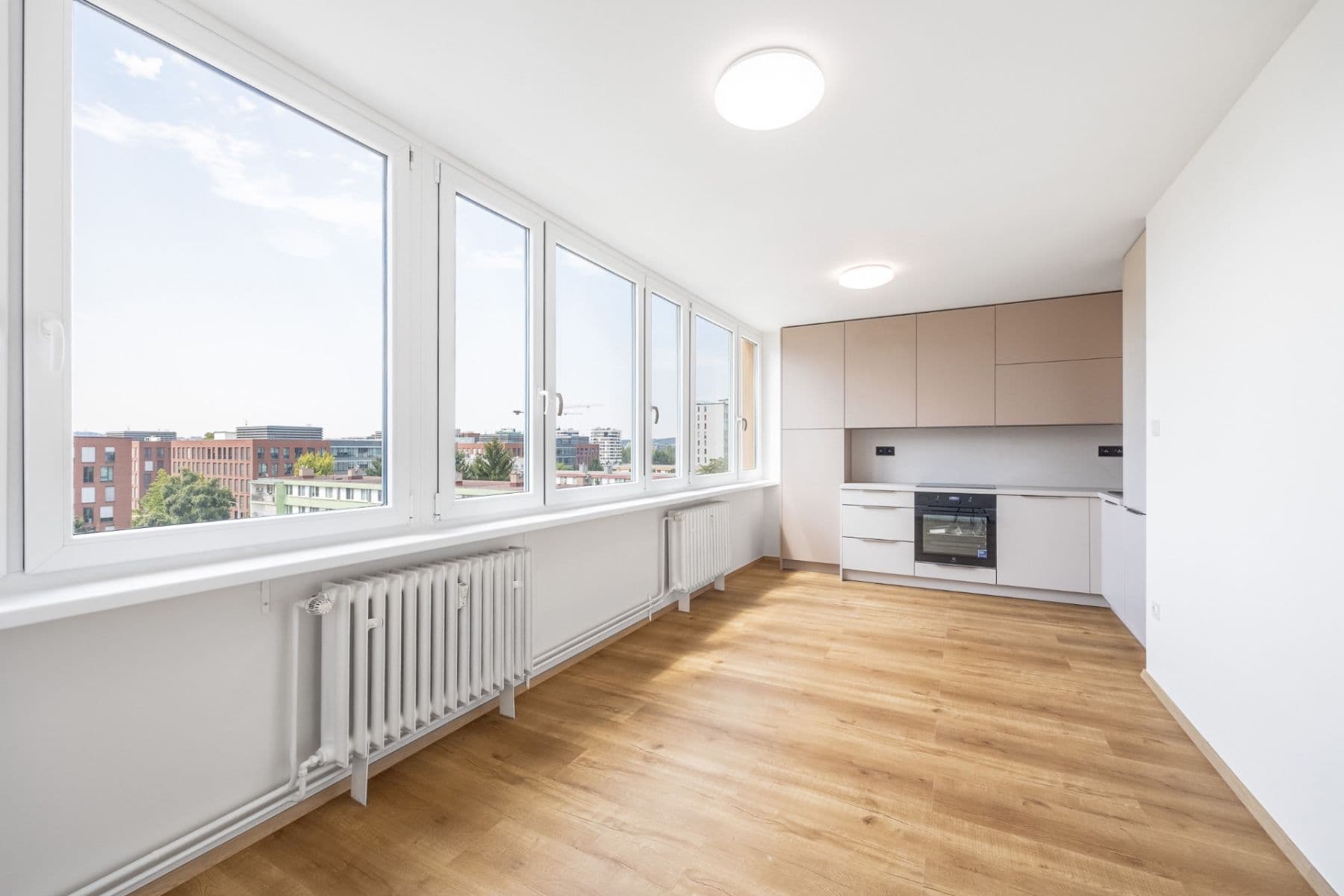 Prodej bytu 2+kk 42 m², Nekvasilova, Praha, Praha Prodej bytu 2+kk 42 m², Nekvasilova, Praha, Praha