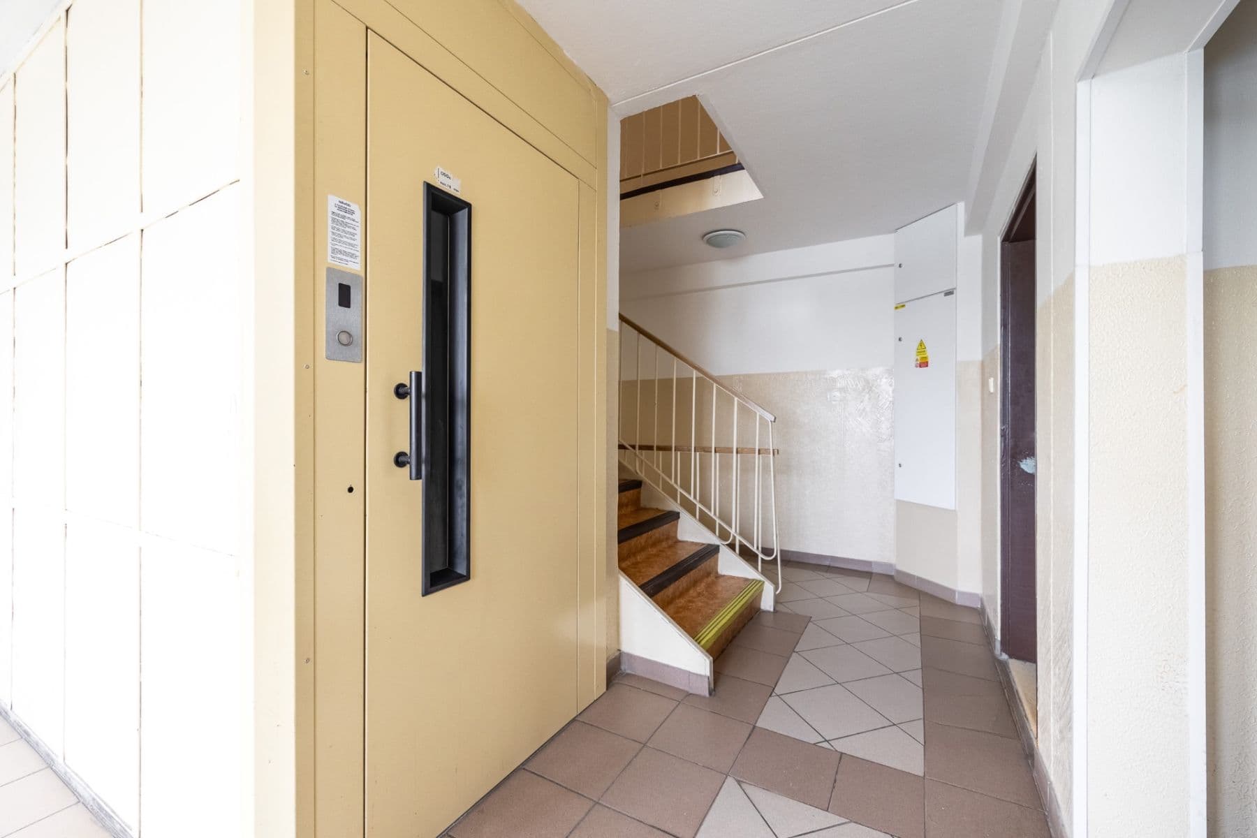 Prodej bytu 2+kk 42 m², Nekvasilova, Praha, Praha Prodej bytu 2+kk 42 m², Nekvasilova, Praha, Praha