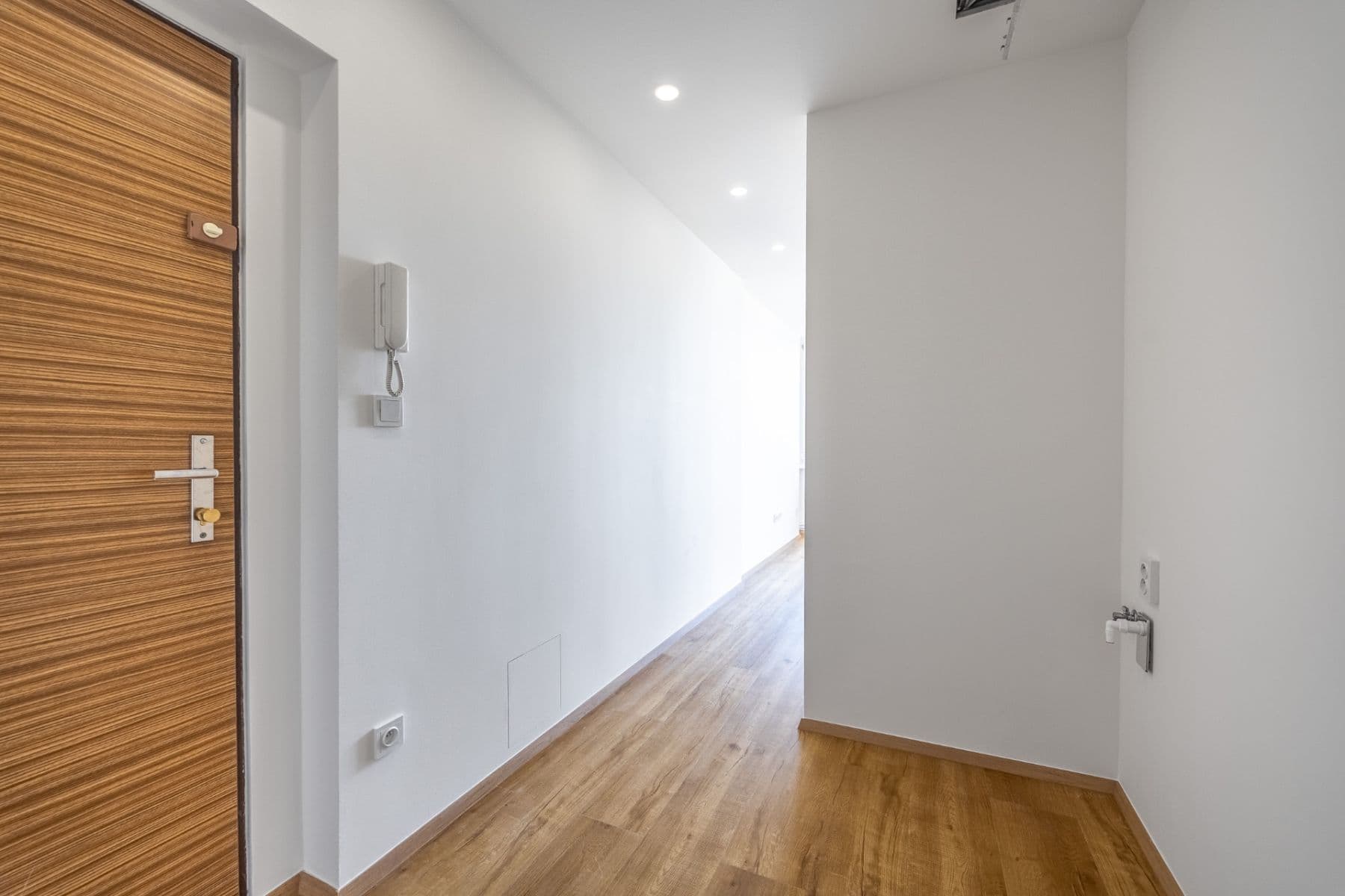 Prodej bytu 2+kk 42 m², Nekvasilova, Praha, Praha Prodej bytu 2+kk 42 m², Nekvasilova, Praha, Praha