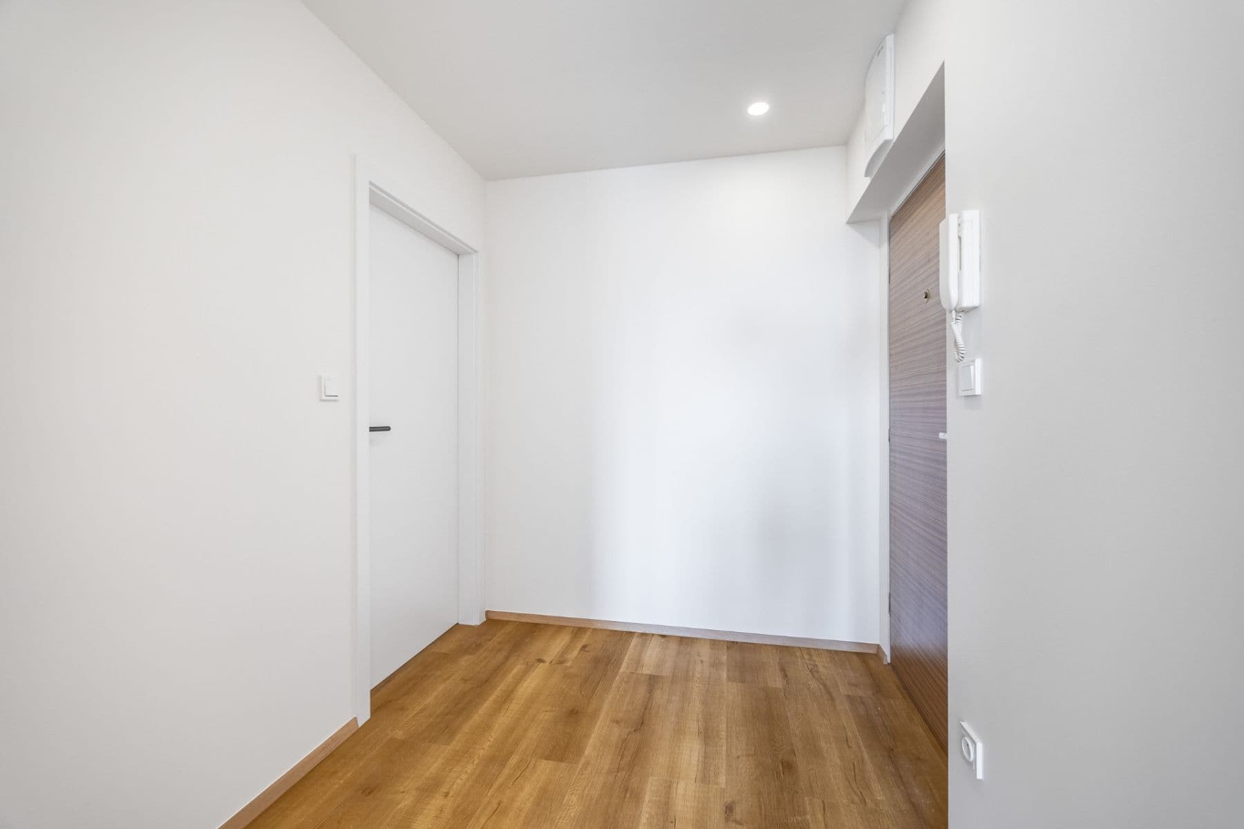Prodej bytu 2+kk 42 m², Nekvasilova, Praha, Praha Prodej bytu 2+kk 42 m², Nekvasilova, Praha, Praha