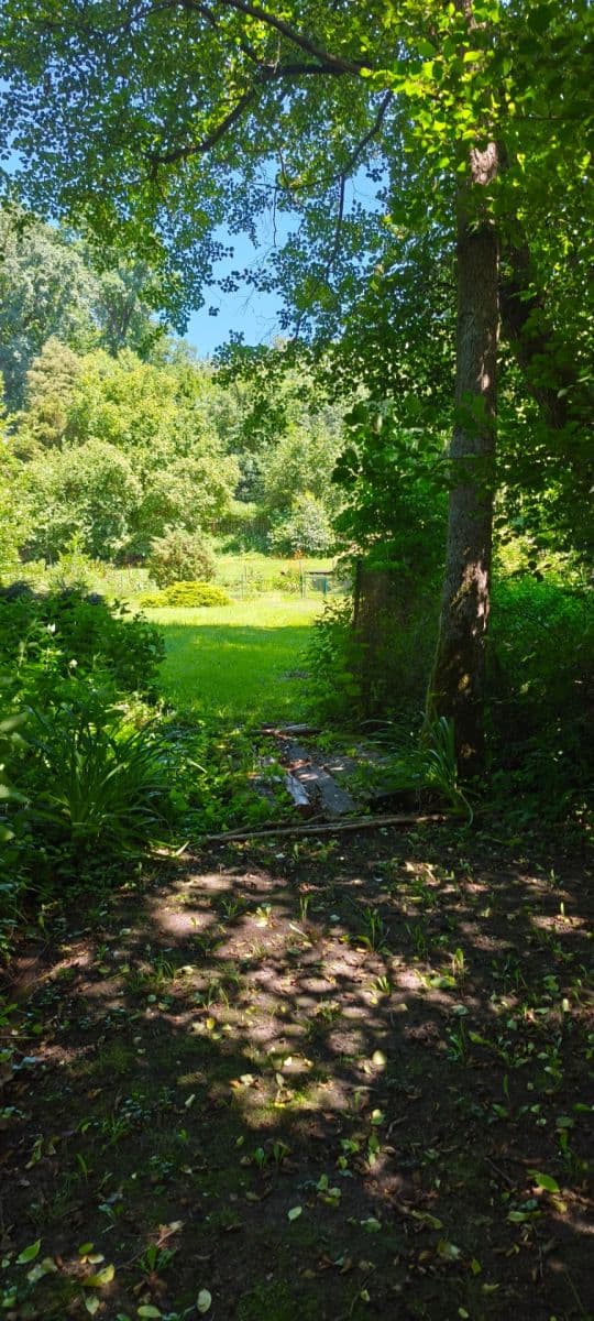 Prodej pozemku 1.608 m², Ujkovice, Středočeský kraj Prodej pozemku 1.608 m², Ujkovice, Středočeský kraj