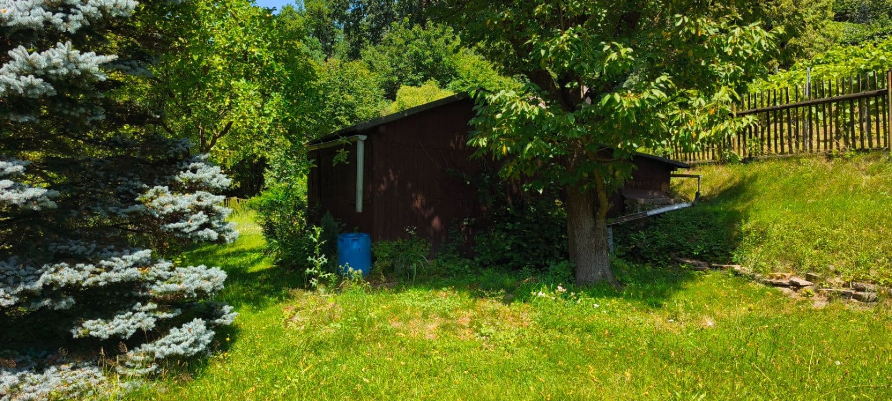 Prodej pozemku 1.608 m², Ujkovice, Středočeský kraj Prodej pozemku 1.608 m², Ujkovice, Středočeský kraj