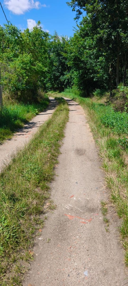 Prodej pozemku 1.608 m², Ujkovice, Středočeský kraj Prodej pozemku 1.608 m², Ujkovice, Středočeský kraj