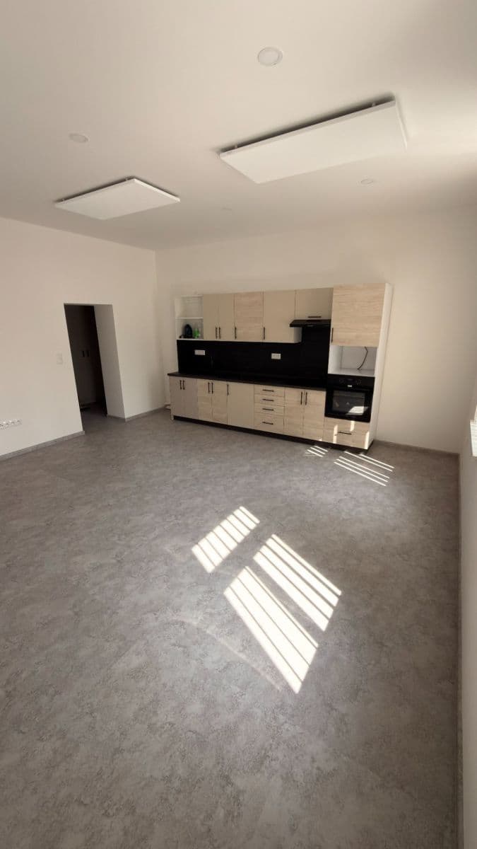 Pronájem bytu 2+kk 57 m², Havlíčkova, Boskovice, Jihomoravský kraj Pronájem bytu 2+kk 57 m², Havlíčkova, Boskovice, Jihomoravský kraj