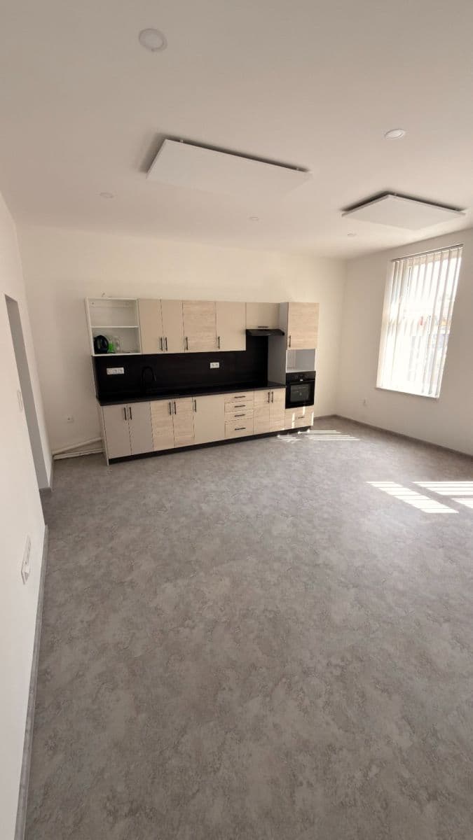 Pronájem bytu 2+kk 57 m², Havlíčkova, Boskovice, Jihomoravský kraj Pronájem bytu 2+kk 57 m², Havlíčkova, Boskovice, Jihomoravský kraj