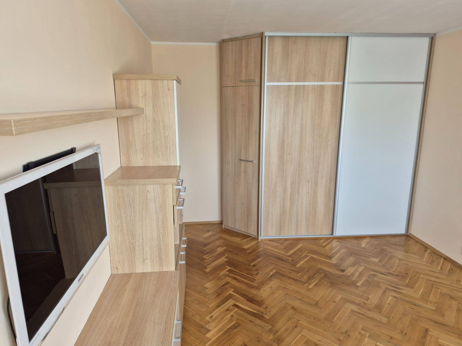 Pronájem bytu 2+1 54 m², Nosická, Praha, Praha Pronájem bytu 2+1 54 m², Nosická, Praha, Praha