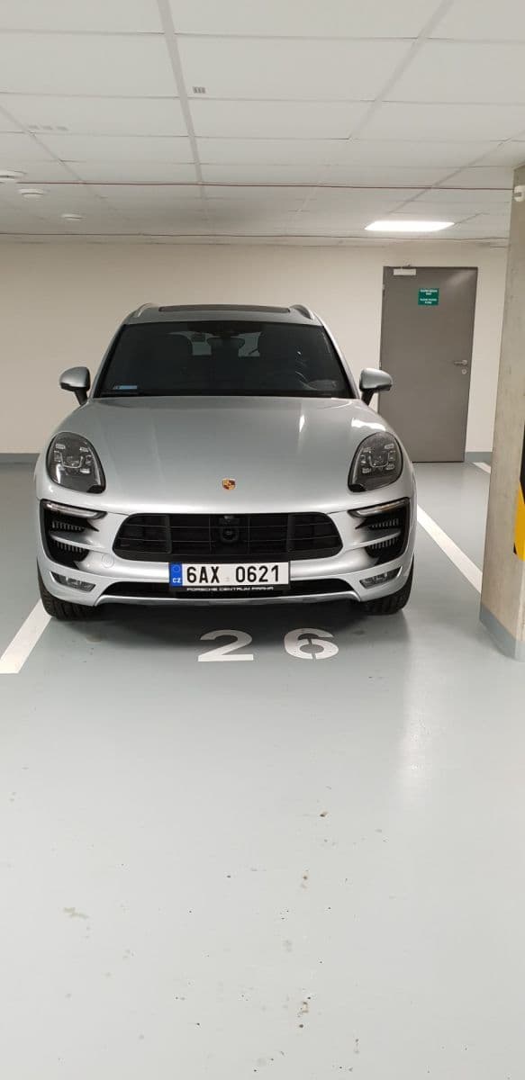 Pronájem garáže 26 m², Pod Radnicí, Praha, Praha Pronájem garáže 26 m², Pod Radnicí, Praha, Praha
