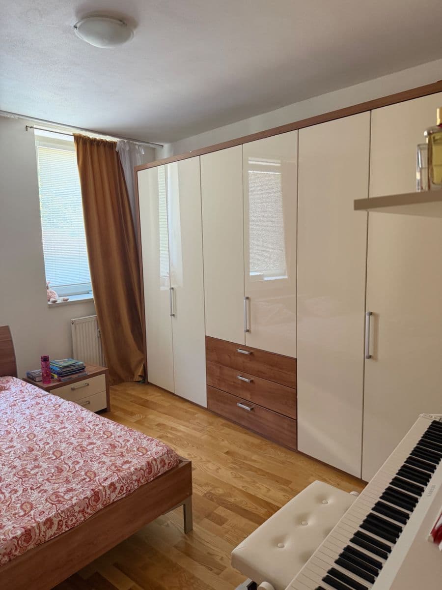 Pronájem bytu 2+kk 56 m², Na Vysočanských vinicích, Praha, Praha Pronájem bytu 2+kk 56 m², Na Vysočanských vinicích, Praha, Praha