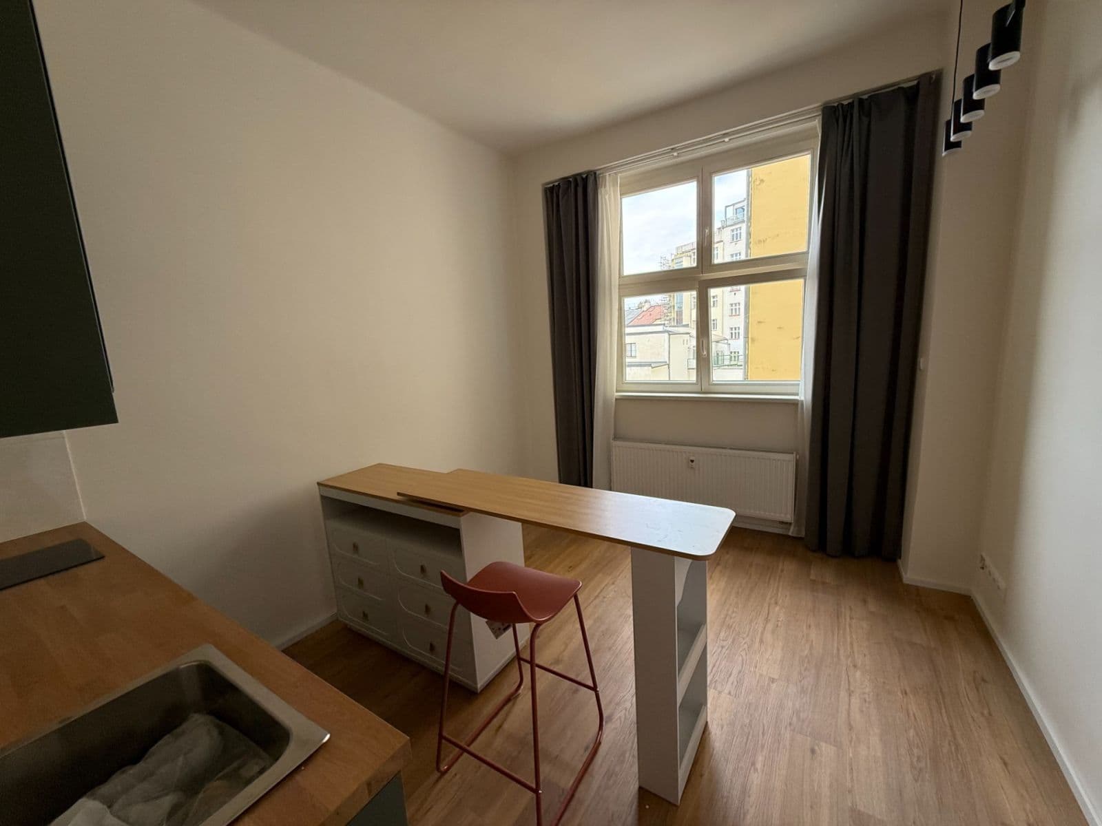 Pronájem bytu 1+kk 18 m², Krásova, Praha, Praha Pronájem bytu 1+kk 18 m², Krásova, Praha, Praha
