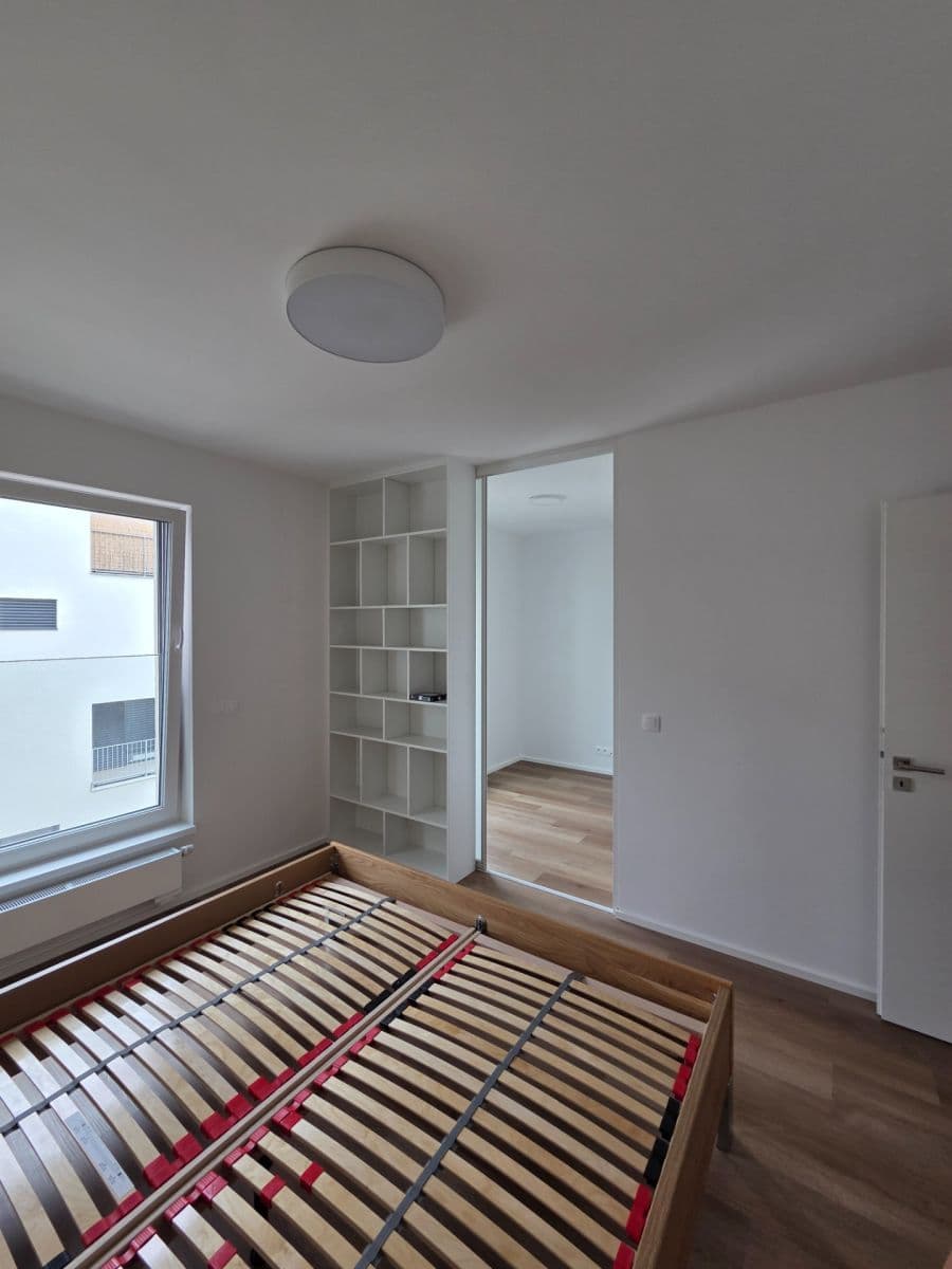 Pronájem bytu 2+kk 57 m², Pod Krocínkou, Praha, Praha Pronájem bytu 2+kk 57 m², Pod Krocínkou, Praha, Praha