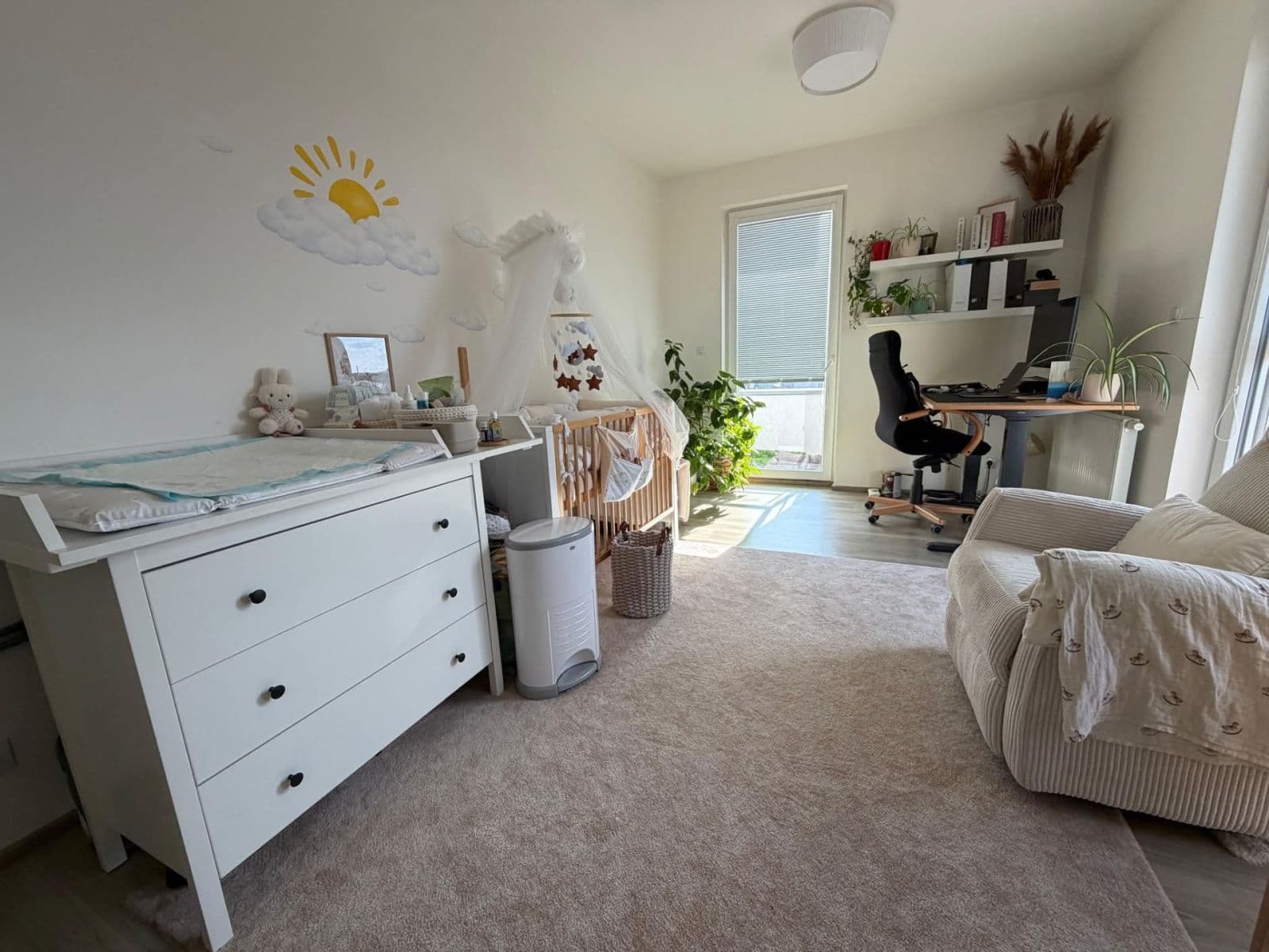 Pronájem bytu 3+kk 80 m², Hlučkova, Praha, Praha Pronájem bytu 3+kk 80 m², Hlučkova, Praha, Praha