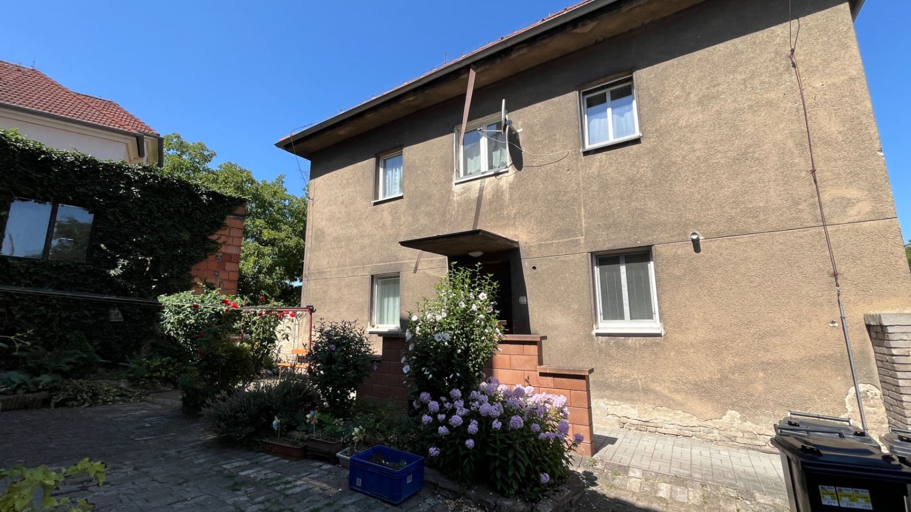 Pronájem bytu 1+1 32 m², Sladkovského, Buštěhrad, Středočeský kraj Pronájem bytu 1+1 32 m², Sladkovského, Buštěhrad, Středočeský kraj