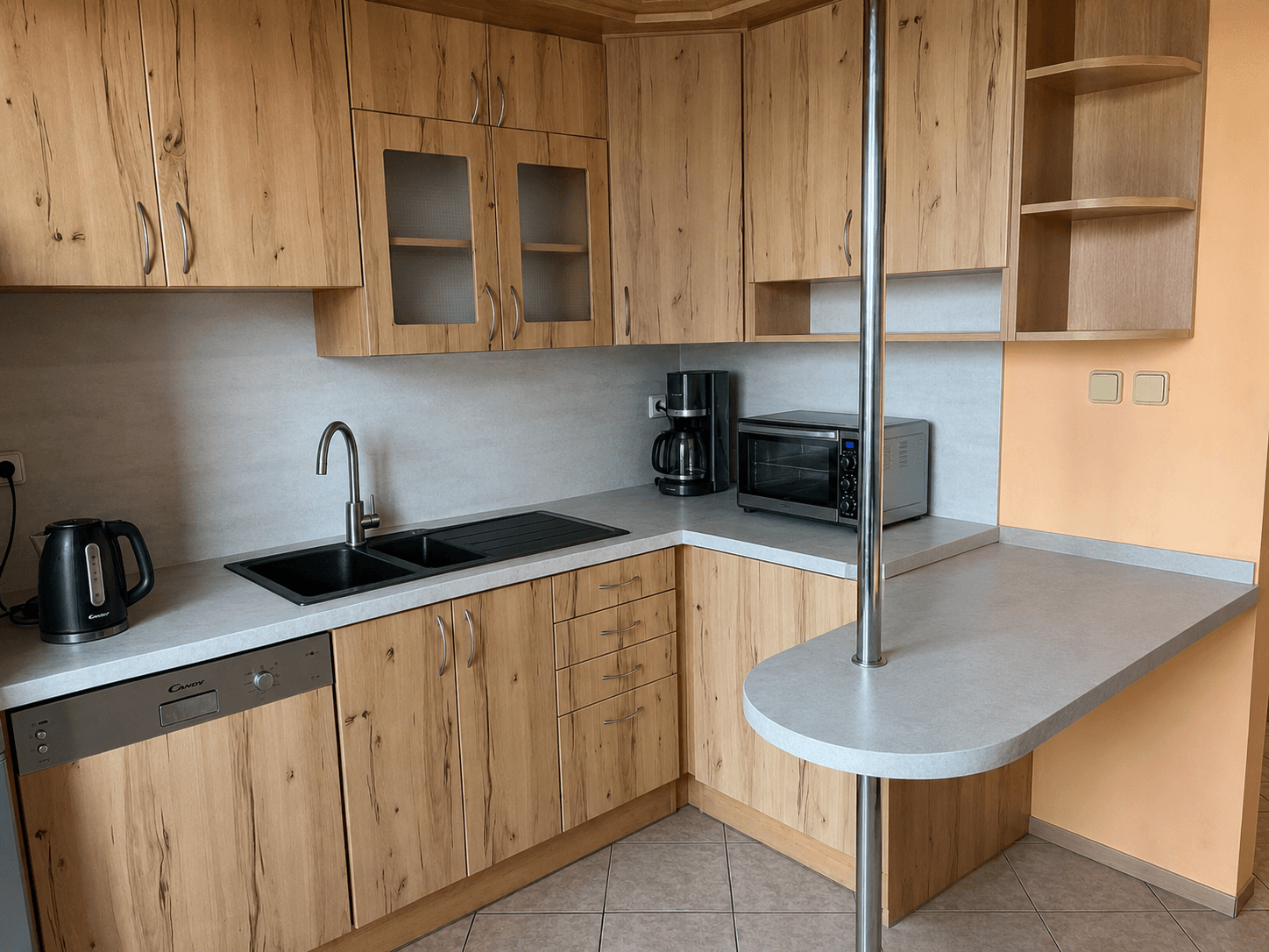 Pronájem bytu 3+1 101 m², Masarykova, Roztoky, Středočeský kraj Pronájem bytu 3+1 101 m², Masarykova, Roztoky, Středočeský kraj