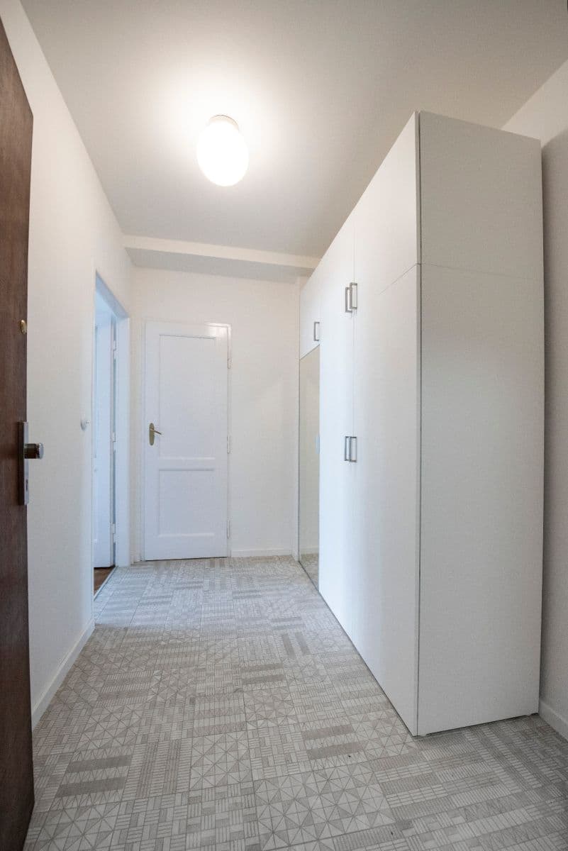 Pronájem bytu 1+kk 30 m², Zemědělská, Praha, Praha Pronájem bytu 1+kk 30 m², Zemědělská, Praha, Praha