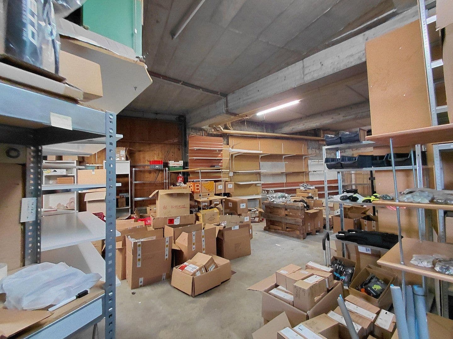 Pronájem nebytového prostoru 500 m², Burachstr. 3, Weingarten, Bádensko-Württembersko Pronájem nebytového prostoru 500 m², Burachstr. 3, Weingarten, Bádensko-Württembersko