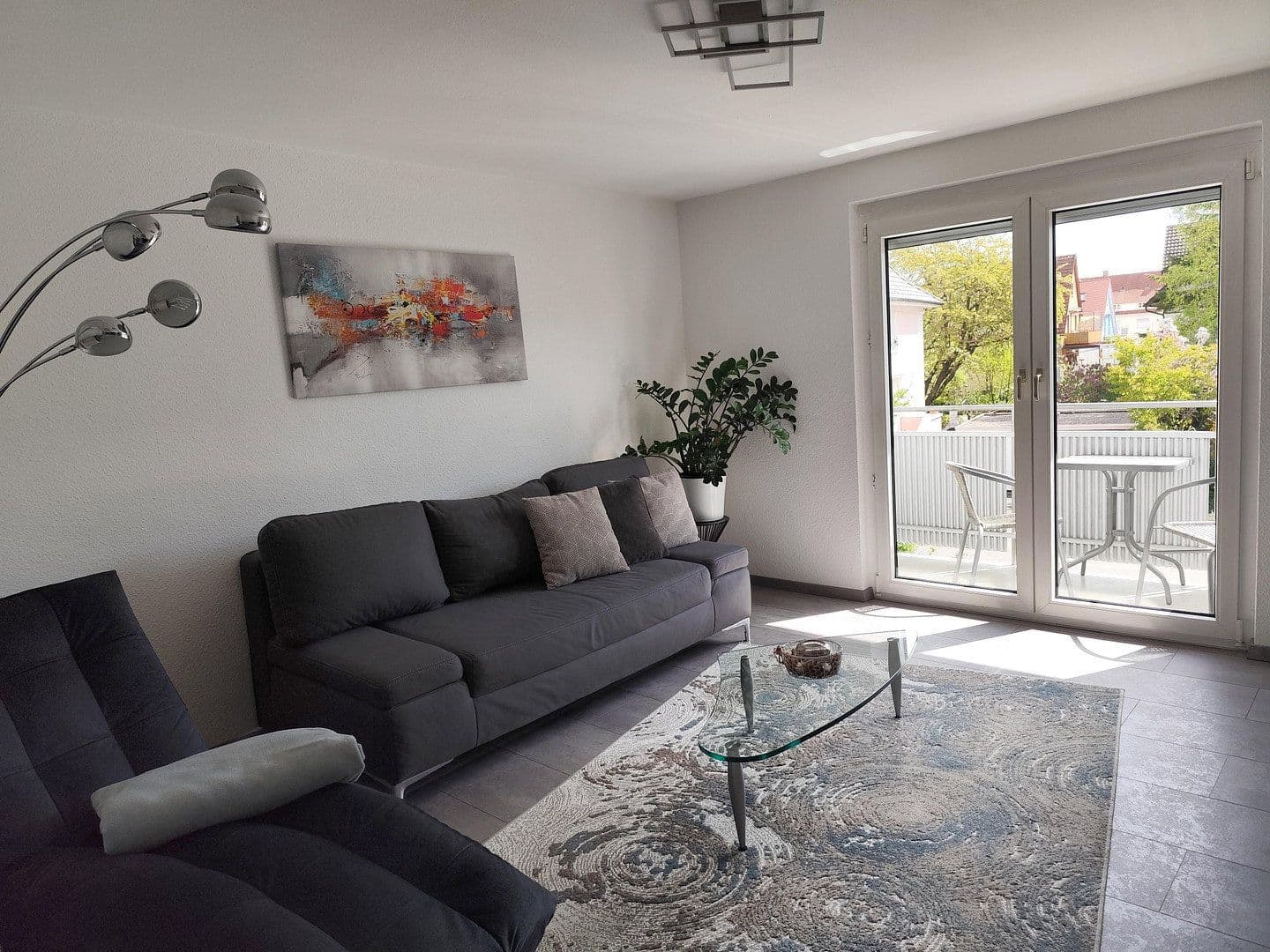 Pronájem bytu 2+1 60 m², Radolfzell am Bodensee, Bádensko-Württembersko Pronájem bytu 2+1 60 m², Radolfzell am Bodensee, Bádensko-Württembersko