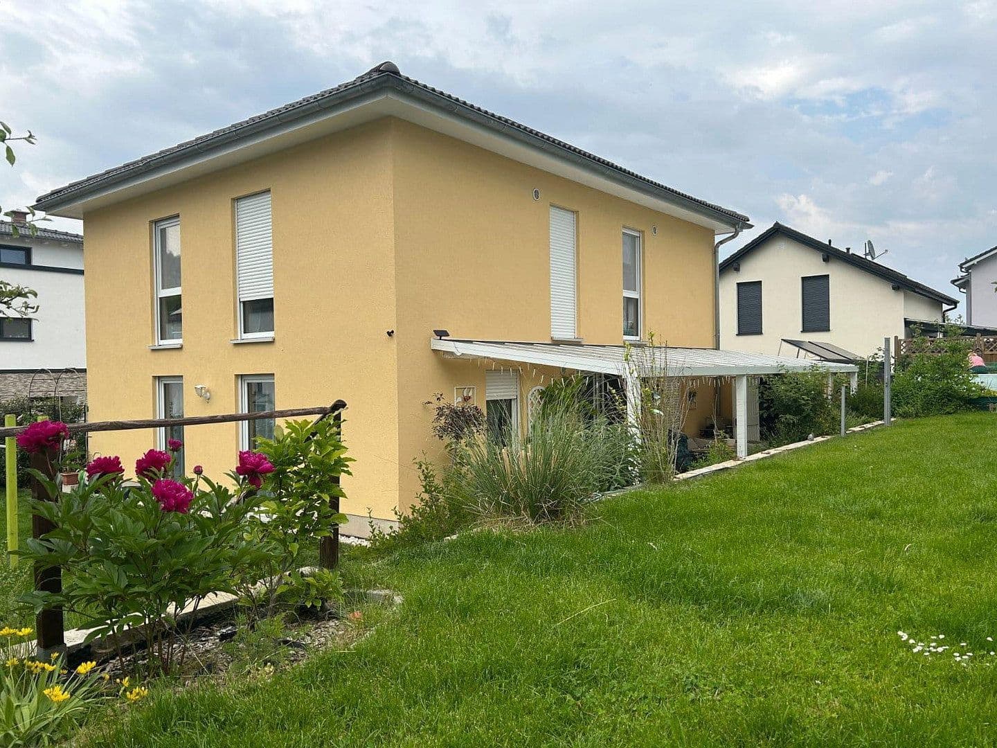 Prodej domu 150 m², pozemek 568 m², Bad Schwalbach, Hessen Prodej domu 150 m², pozemek 568 m², Bad Schwalbach, Hessen