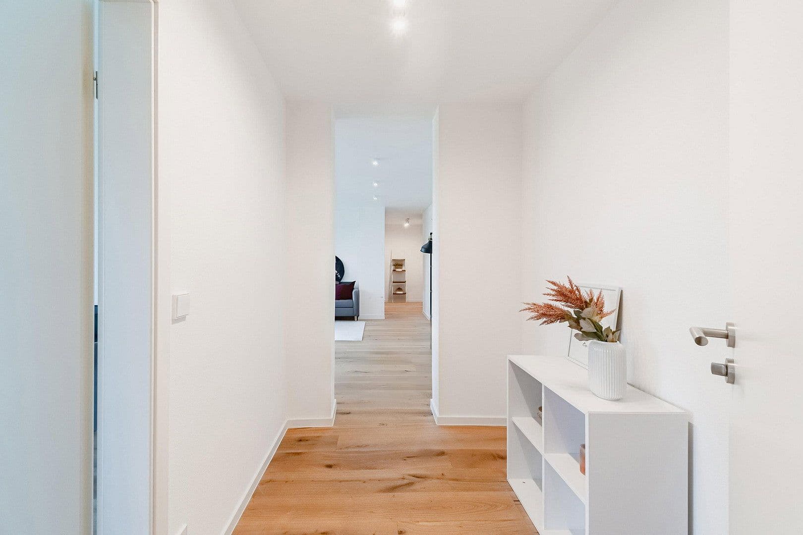 Pronájem bytu 2+1 69 m², Stuttgart, Bádensko-Württembersko Pronájem bytu 2+1 69 m², Stuttgart, Bádensko-Württembersko
