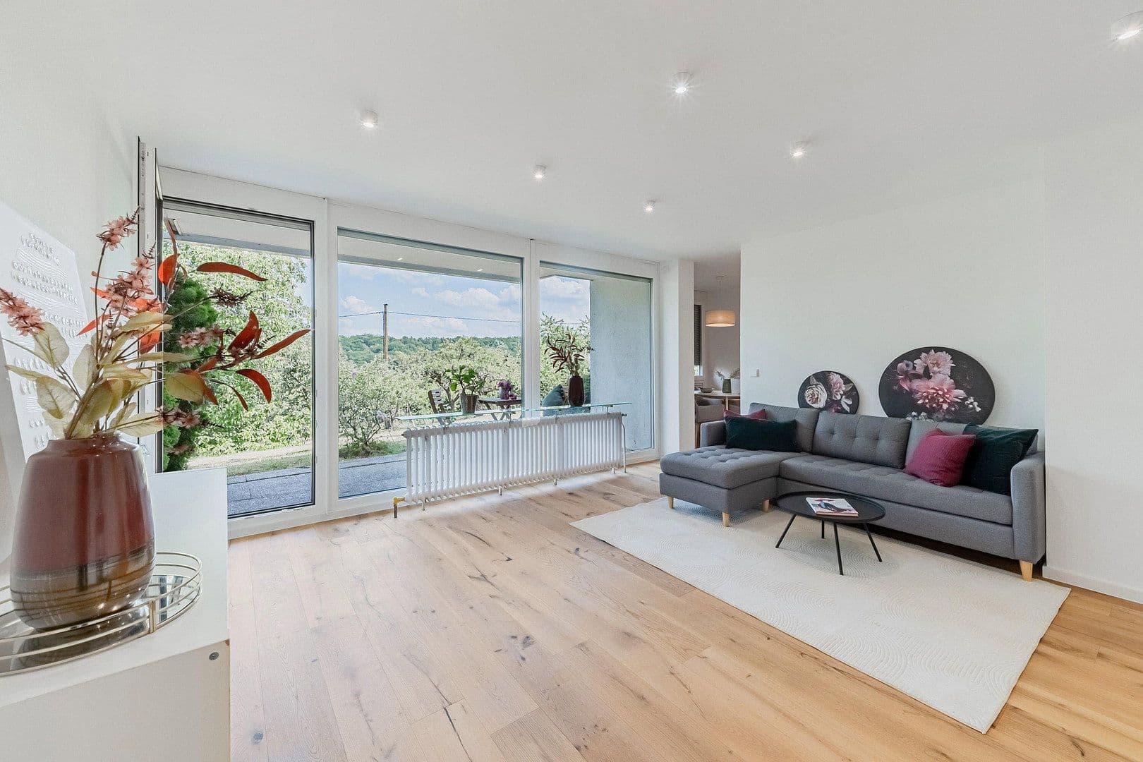 Pronájem bytu 2+1 69 m², Stuttgart, Bádensko-Württembersko Pronájem bytu 2+1 69 m², Stuttgart, Bádensko-Württembersko
