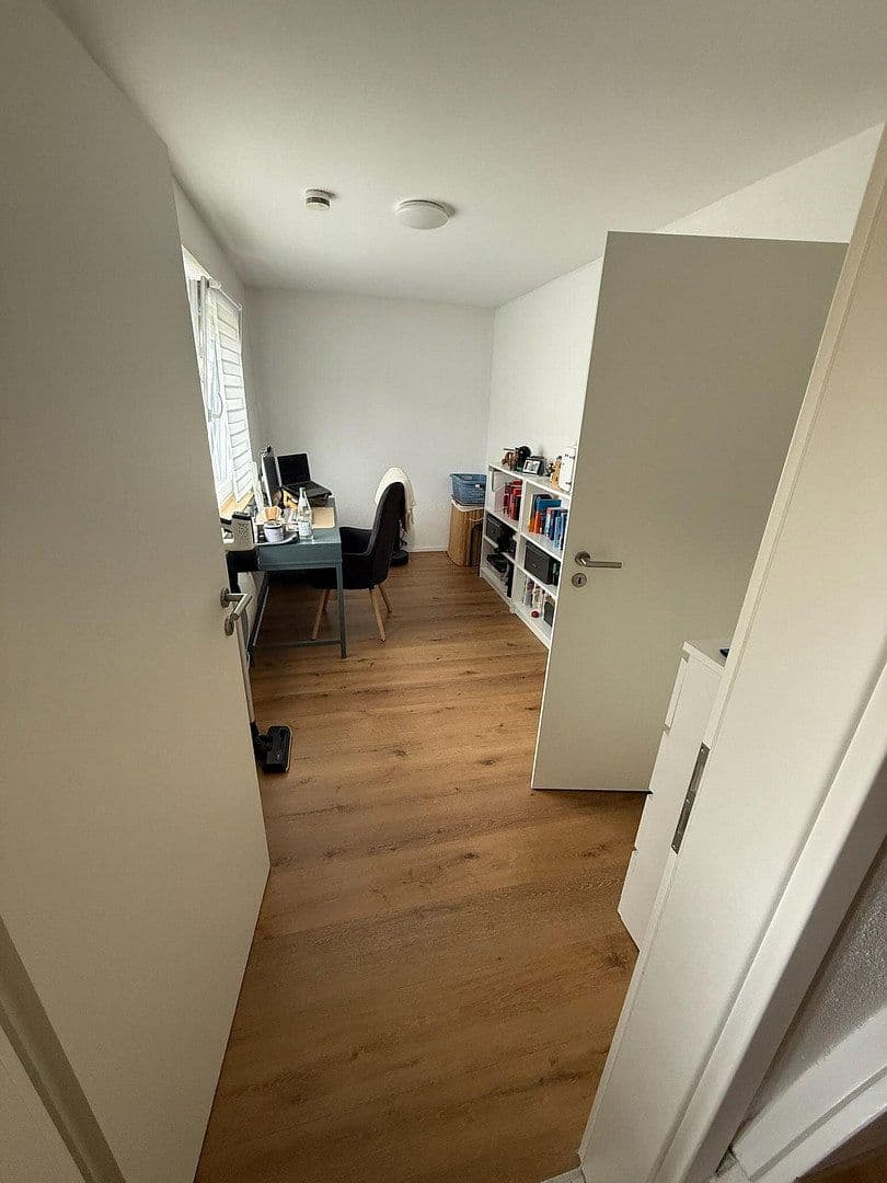 Pronájem bytu 4+1 103 m², Schwäbisch Gmünd, Bádensko-Württembersko Pronájem bytu 4+1 103 m², Schwäbisch Gmünd, Bádensko-Württembersko