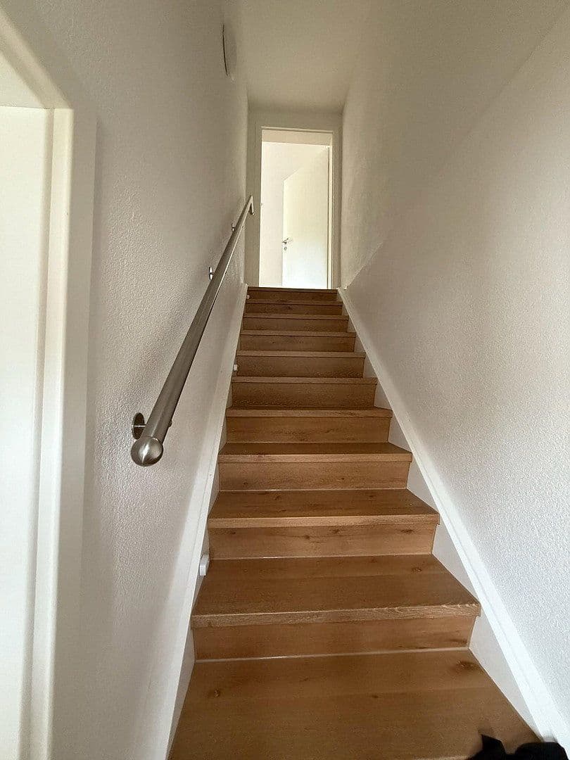 Pronájem bytu 4+1 103 m², Schwäbisch Gmünd, Bádensko-Württembersko Pronájem bytu 4+1 103 m², Schwäbisch Gmünd, Bádensko-Württembersko