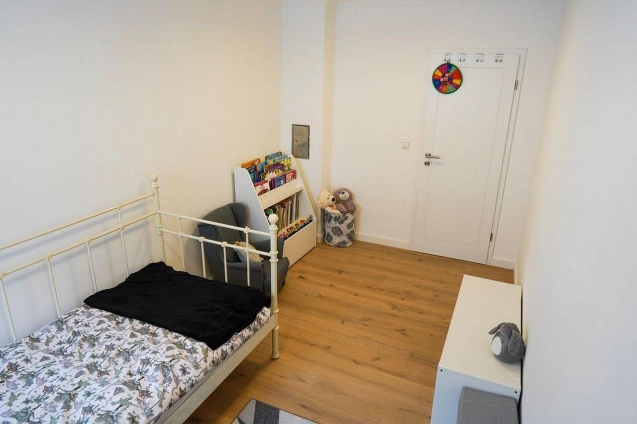 Pronájem bytu 3+1 35 m², Lehenstraße 33, Stuttgart, Bádensko-Württembersko Pronájem bytu 3+1 35 m², Lehenstraße 33, Stuttgart, Bádensko-Württembersko